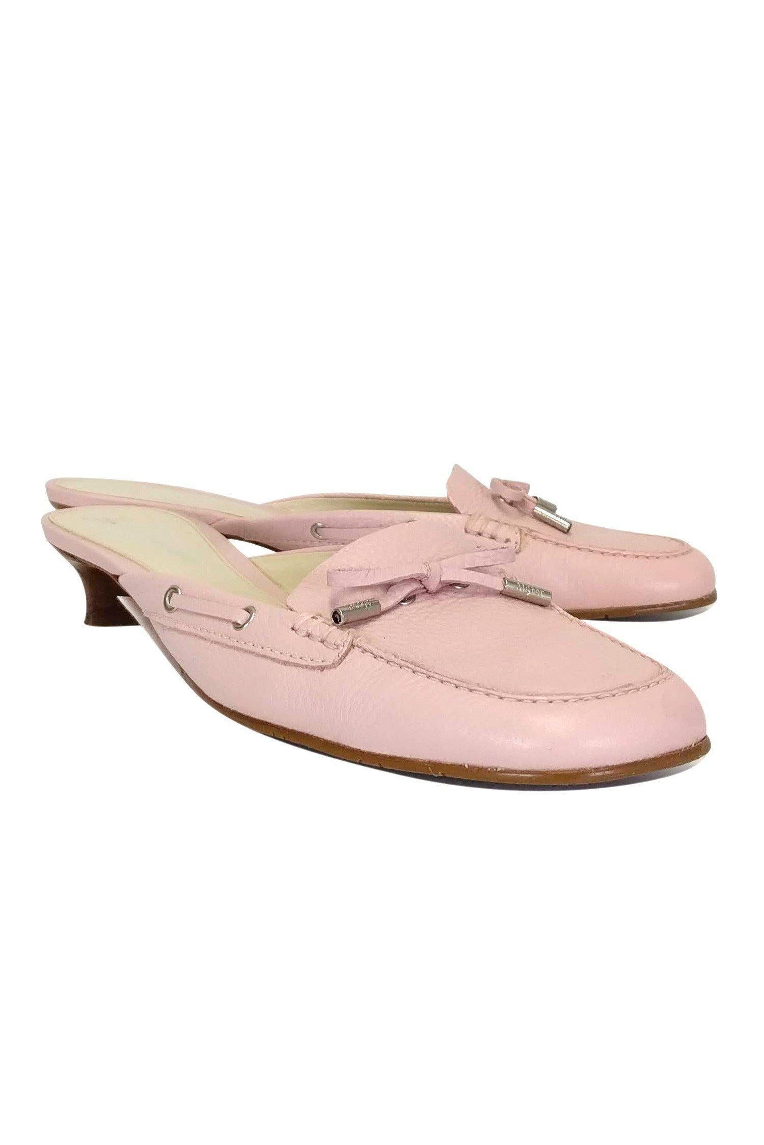 Etienne Aigner Pink Leather Slides - Size 9: Fashionable and Comfortable!