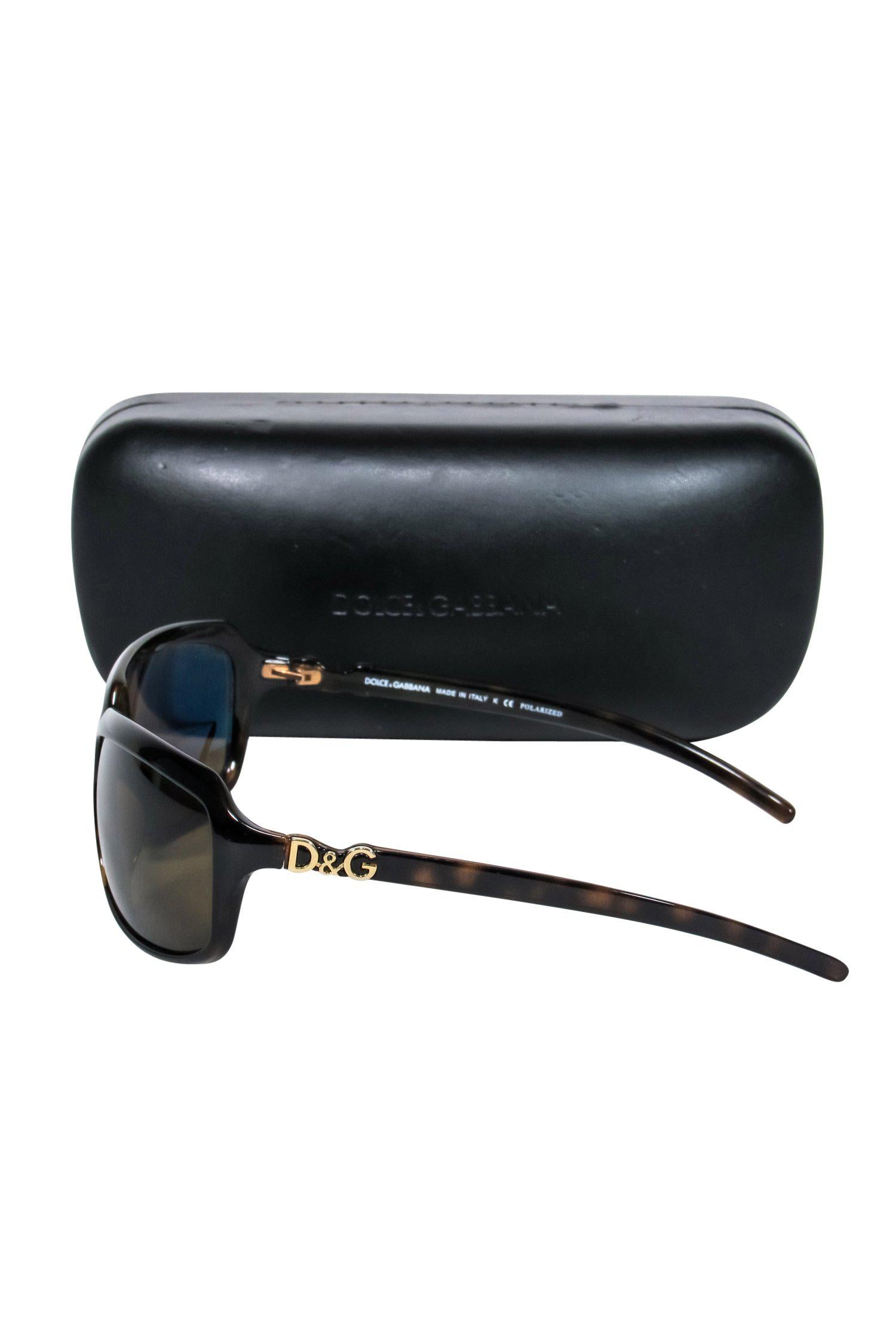 Dolce & Gabbana Brown Marbled Polarized Square Sunglasses: A Fashion Statement
