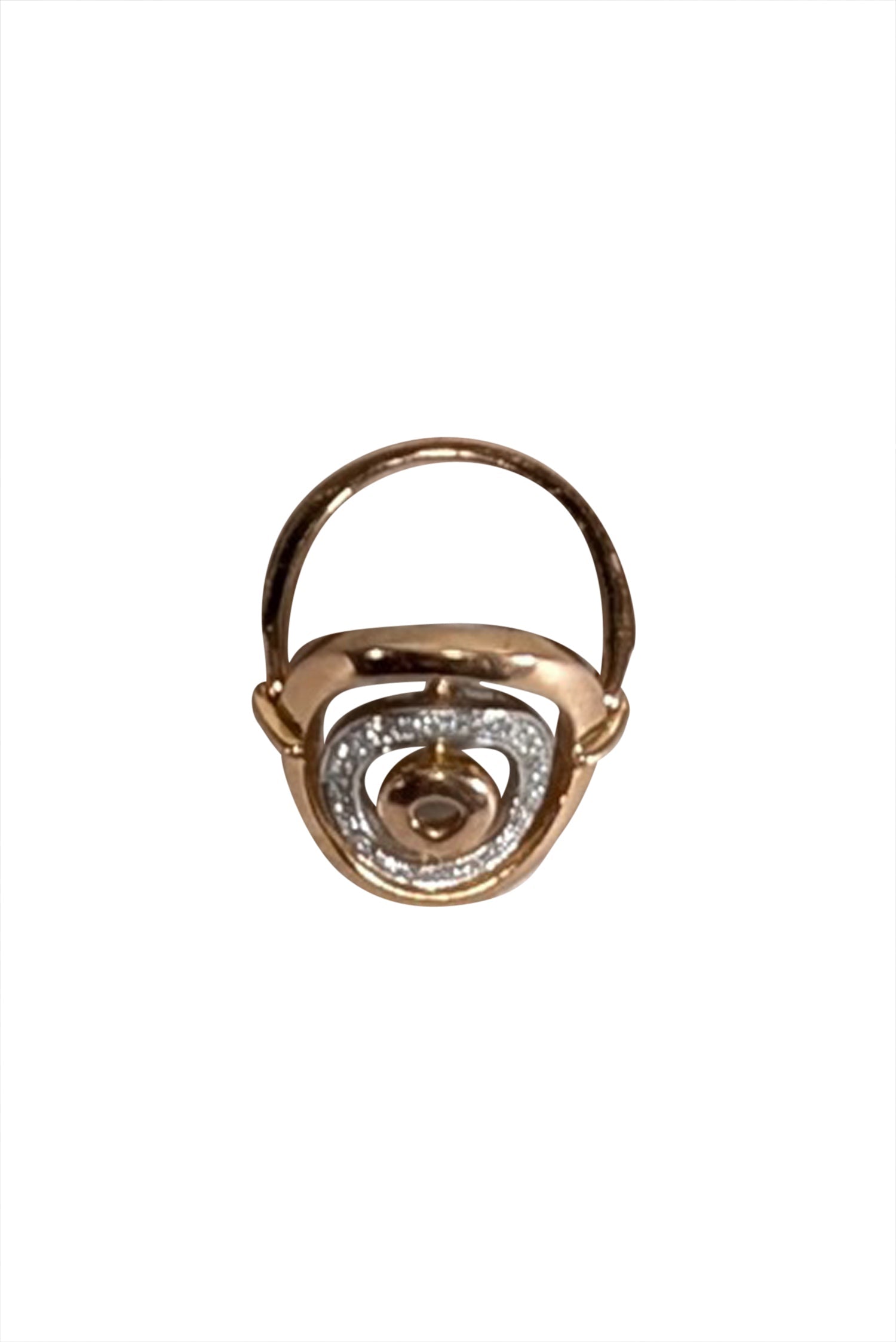 Rose Gold Oval Ring - Size 5: A Timeless Fashion Statement