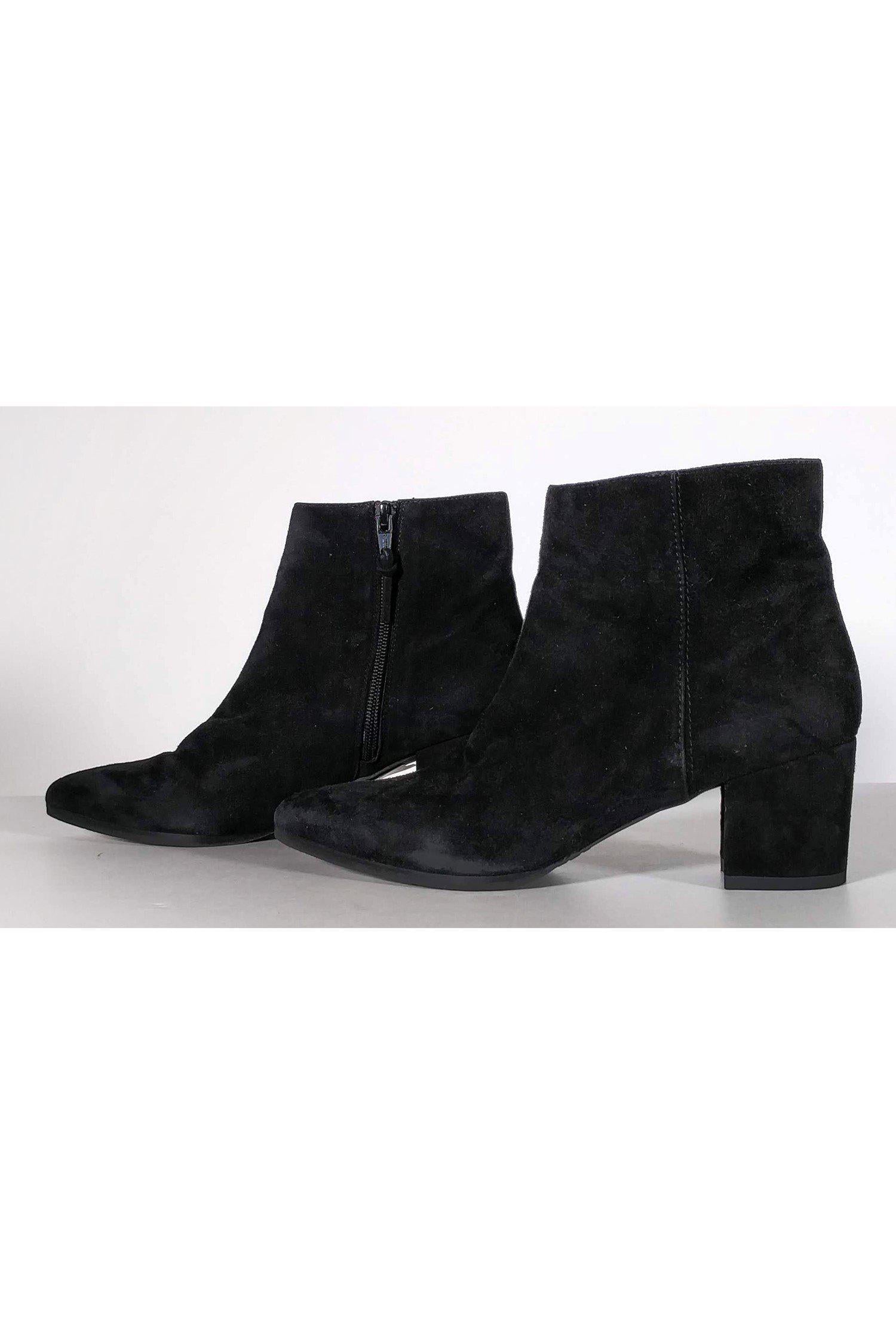 Stuart Weitzman's Irresistible Black Suede Pointed Booties - Size 6.5