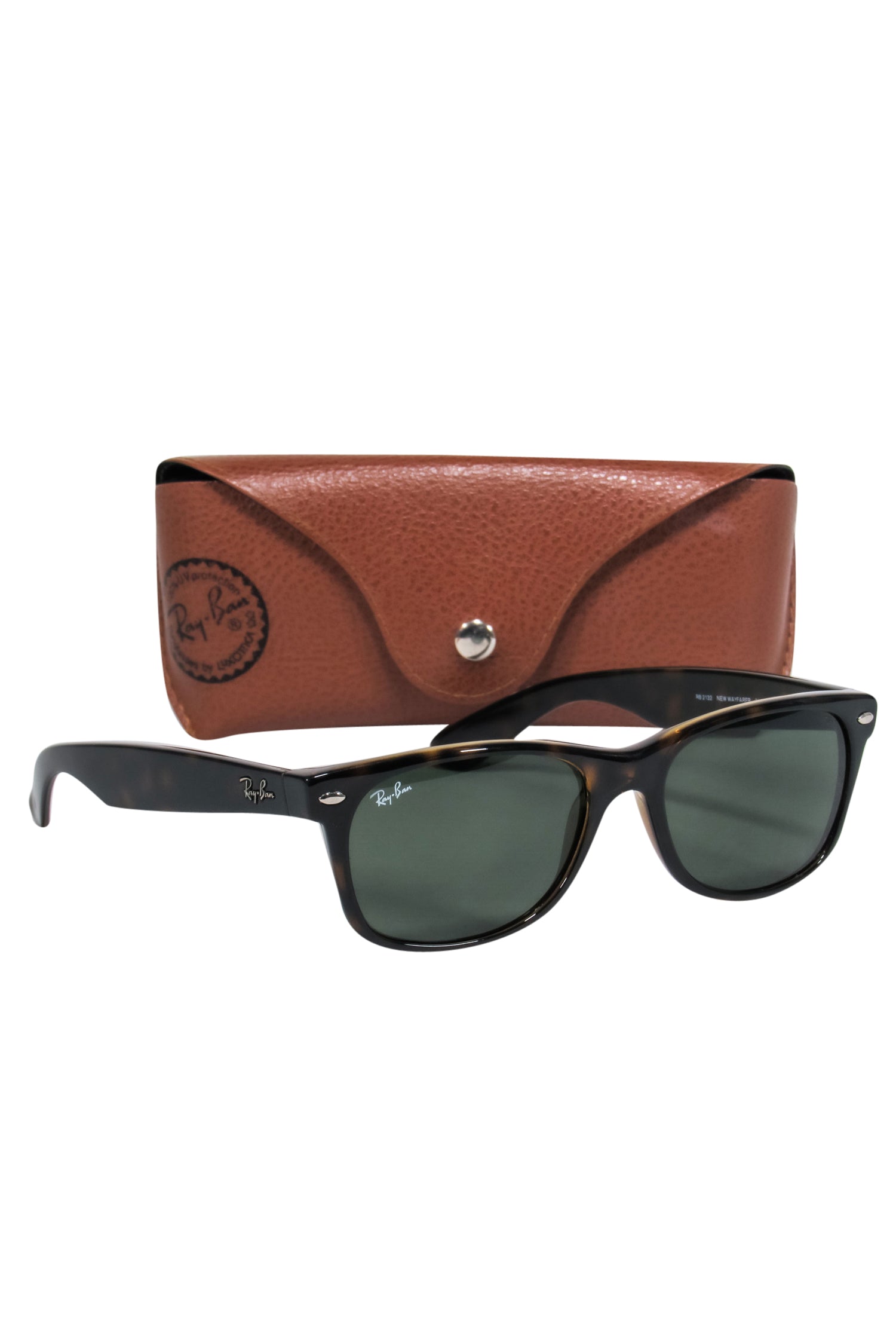 Ray-Ban Tortoise Shell Wayfarer Sunglasses - A Fashion Must-Have!