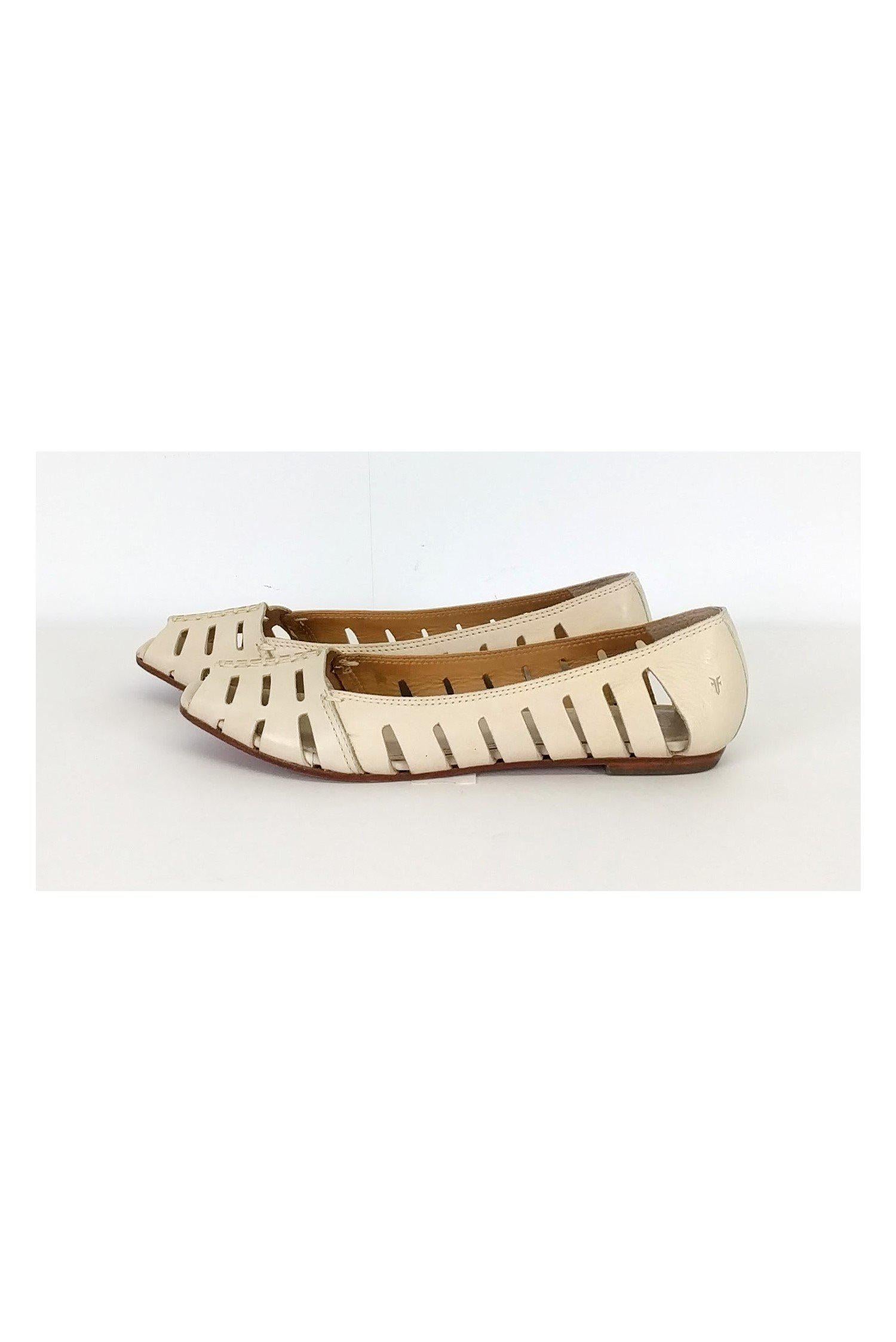 Frye's Stunning Cream Leather Cut-Out Flats in Size 10 - Grab Yours Now!