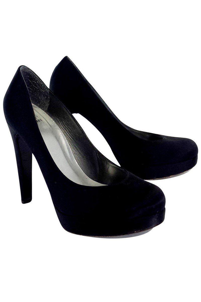 Gorgeous Stuart Weitzman Black Satin Round Toe Platform Pumps in Size 9.5 - Grab Yours Now!