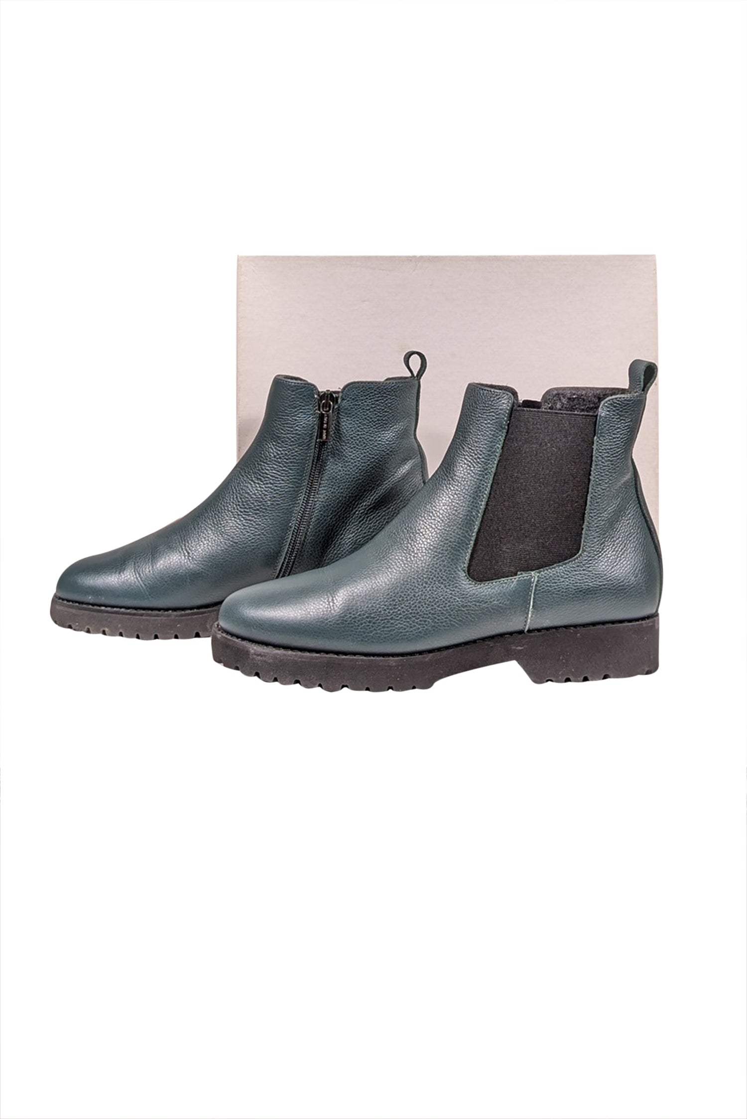 Christina Elle's Stunning Hunter Green Leather Short Boots - Size 8.5