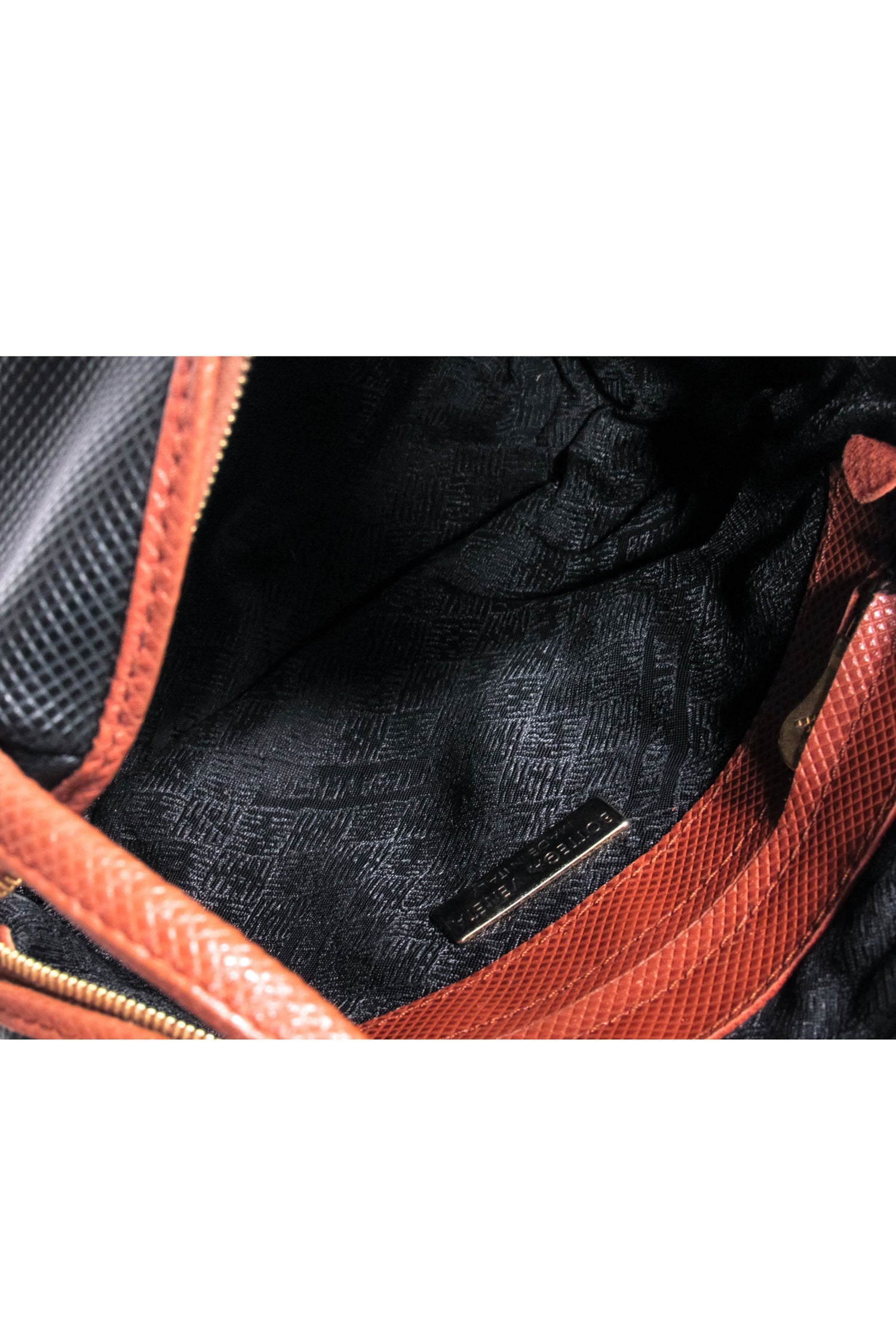 Bottega Veneta - Stunning Black Embossed Textured Crossbody Bag