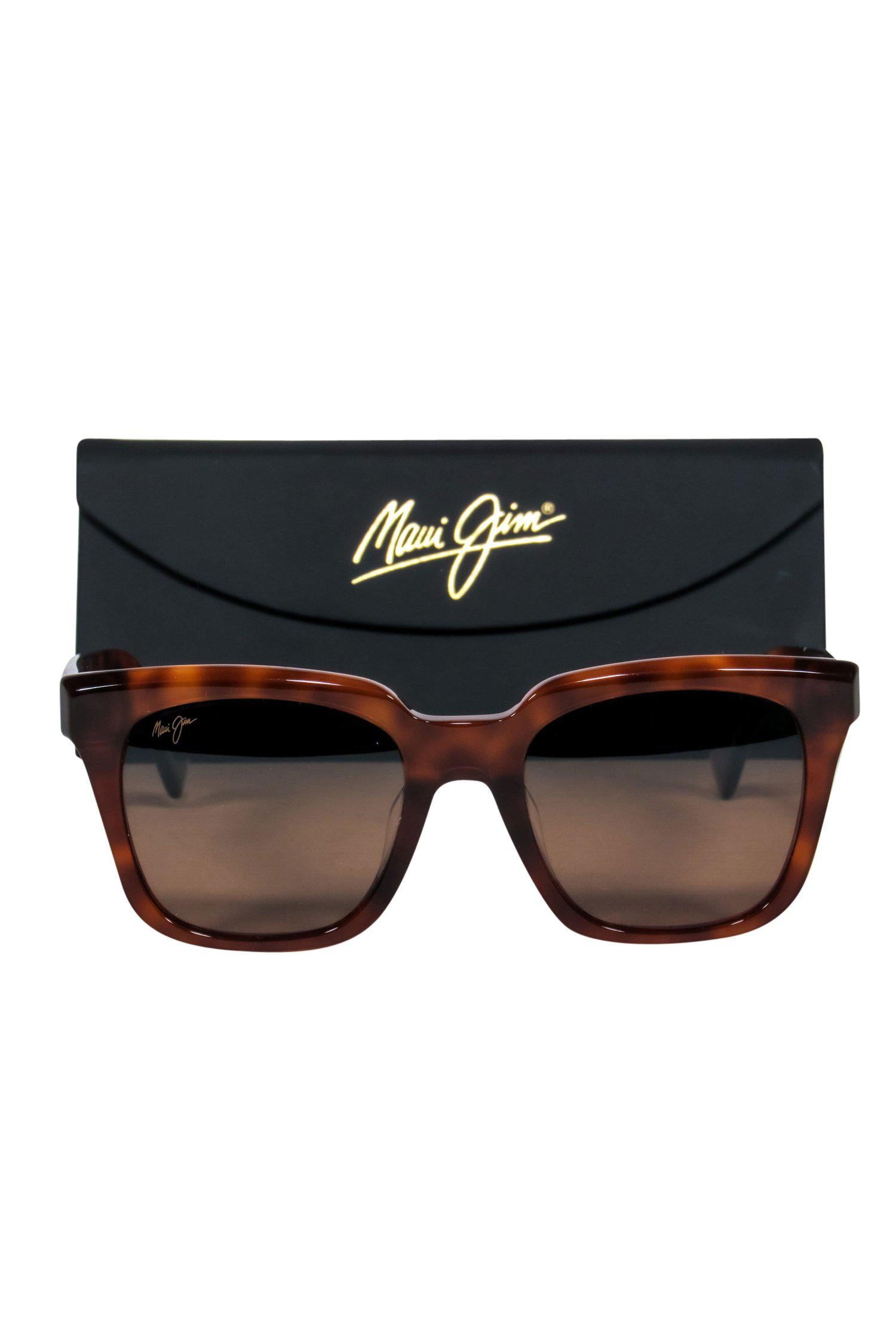 Maui Jim Brown Tortoise Shell Wayfarer Sunglasses - A Fashion Must-Have!