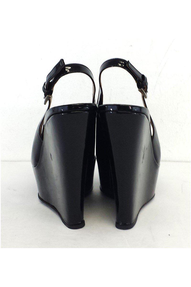 Stunning Alaia Black Patent Leather Platform Wedges - Size 8!