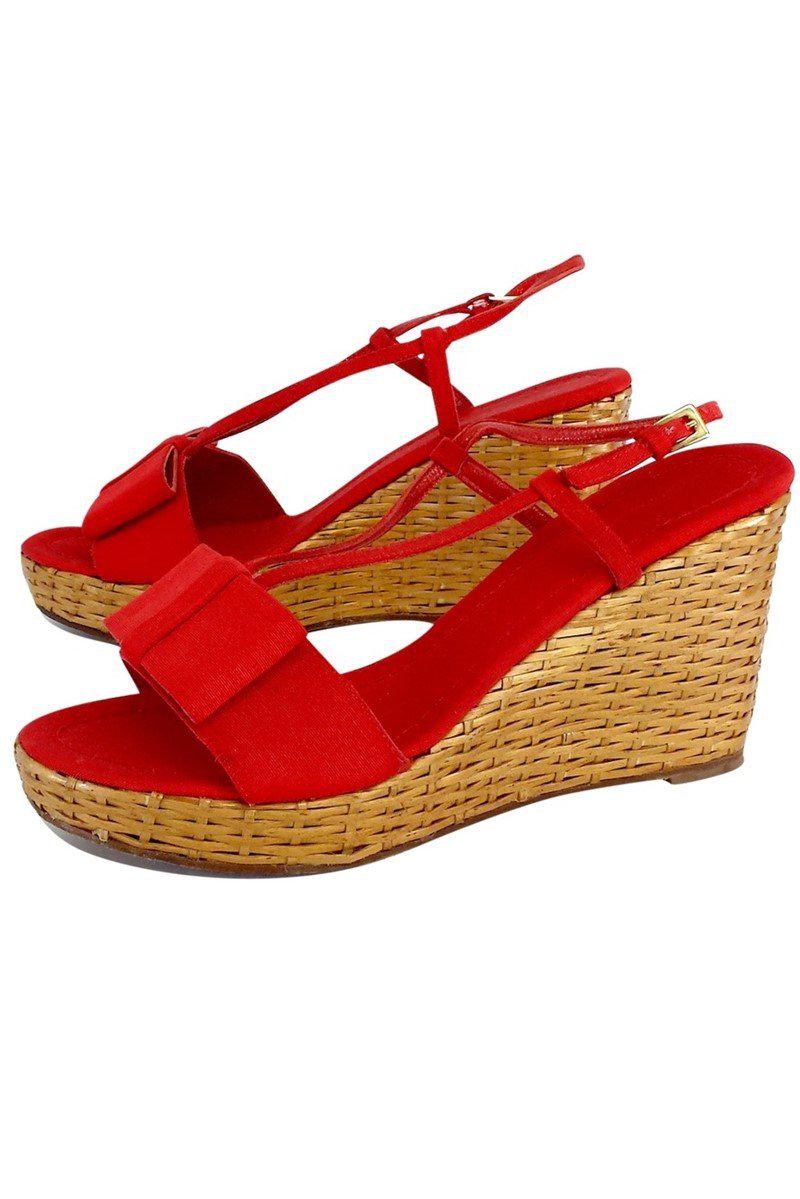 Gorgeous Kate Spade Red Canvas Bow & Woven Straw Wedges in Size 10 - Grab Yours Now!