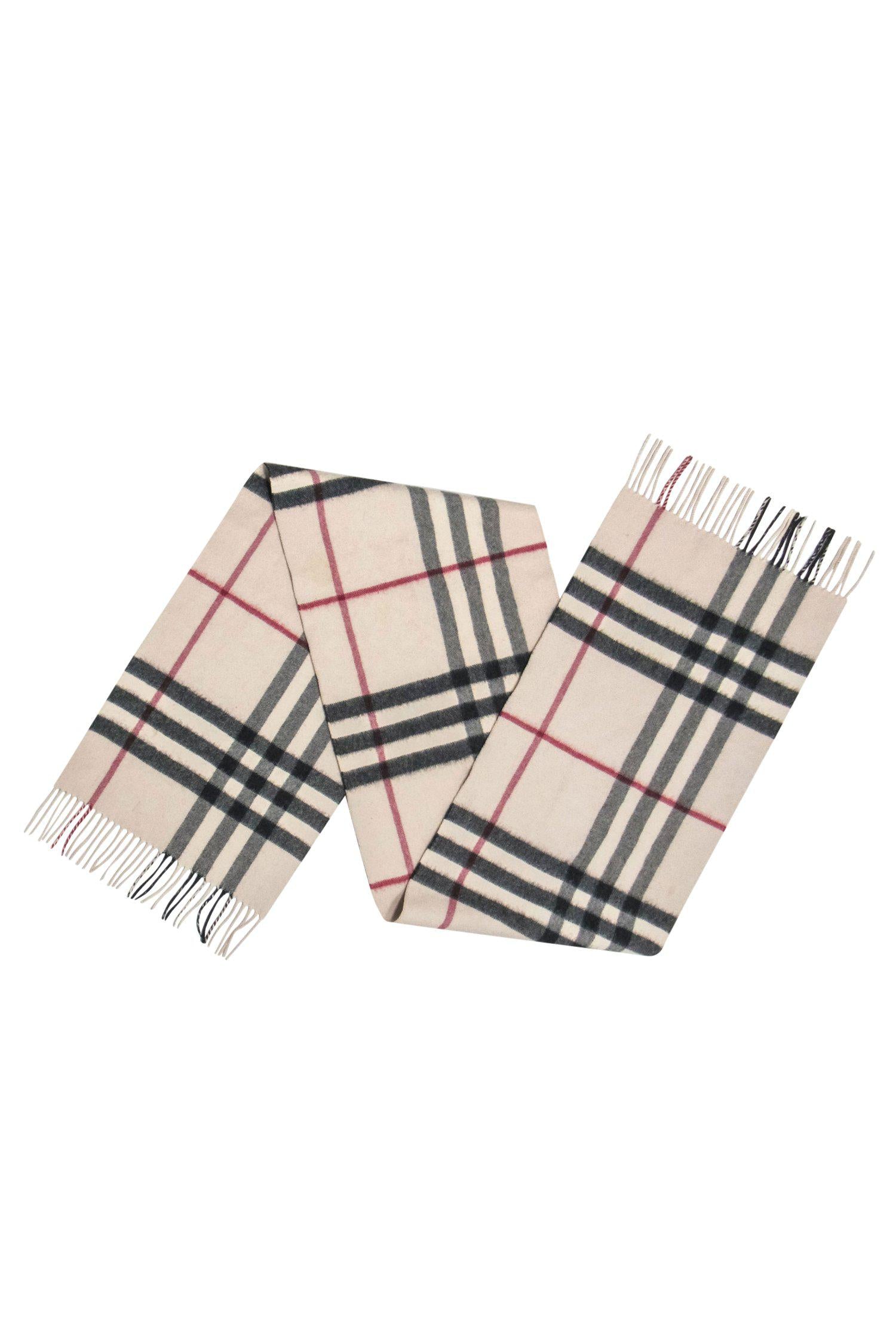 Burberry's Luxurious Beige Tartan Cashmere Scarf