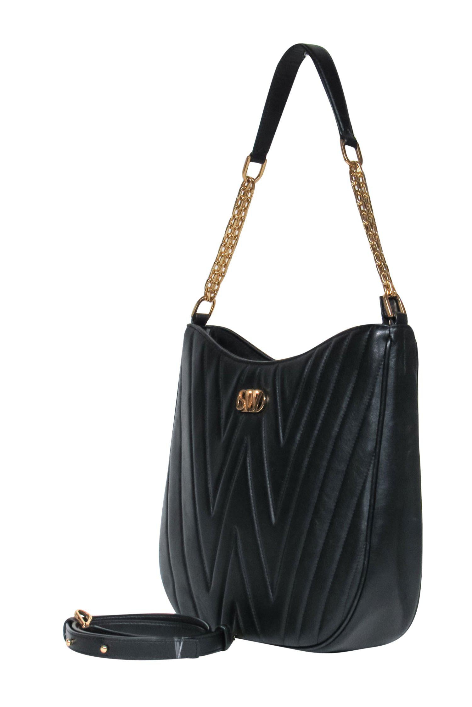 Stuart Weitzman - Gorgeous Black Quilted Leather Shoulder Bag