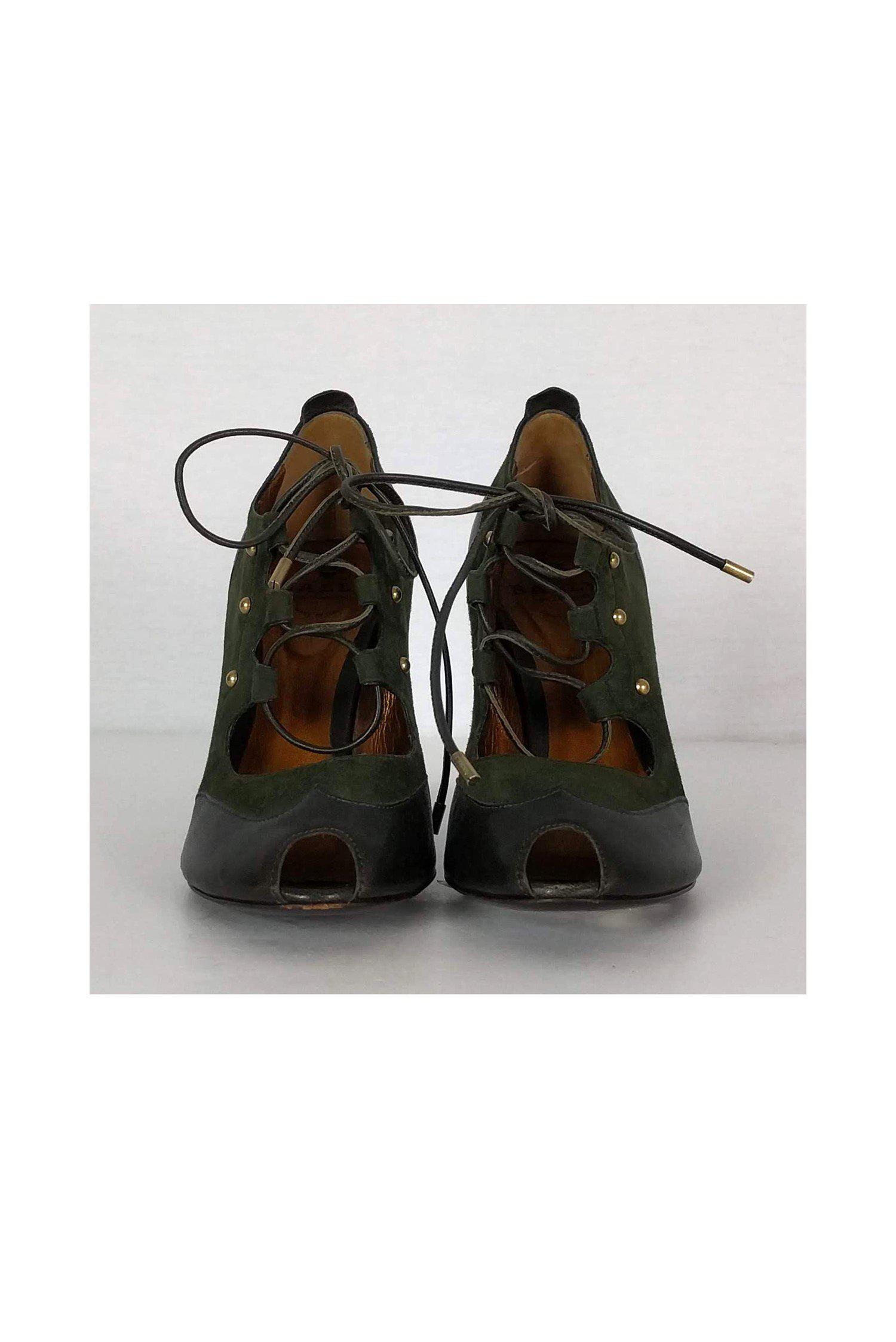 Bally - Stunning Green & Black Peep Toe Mary Jane Pumps, Size 5.5 - A Timeless Must-Have!