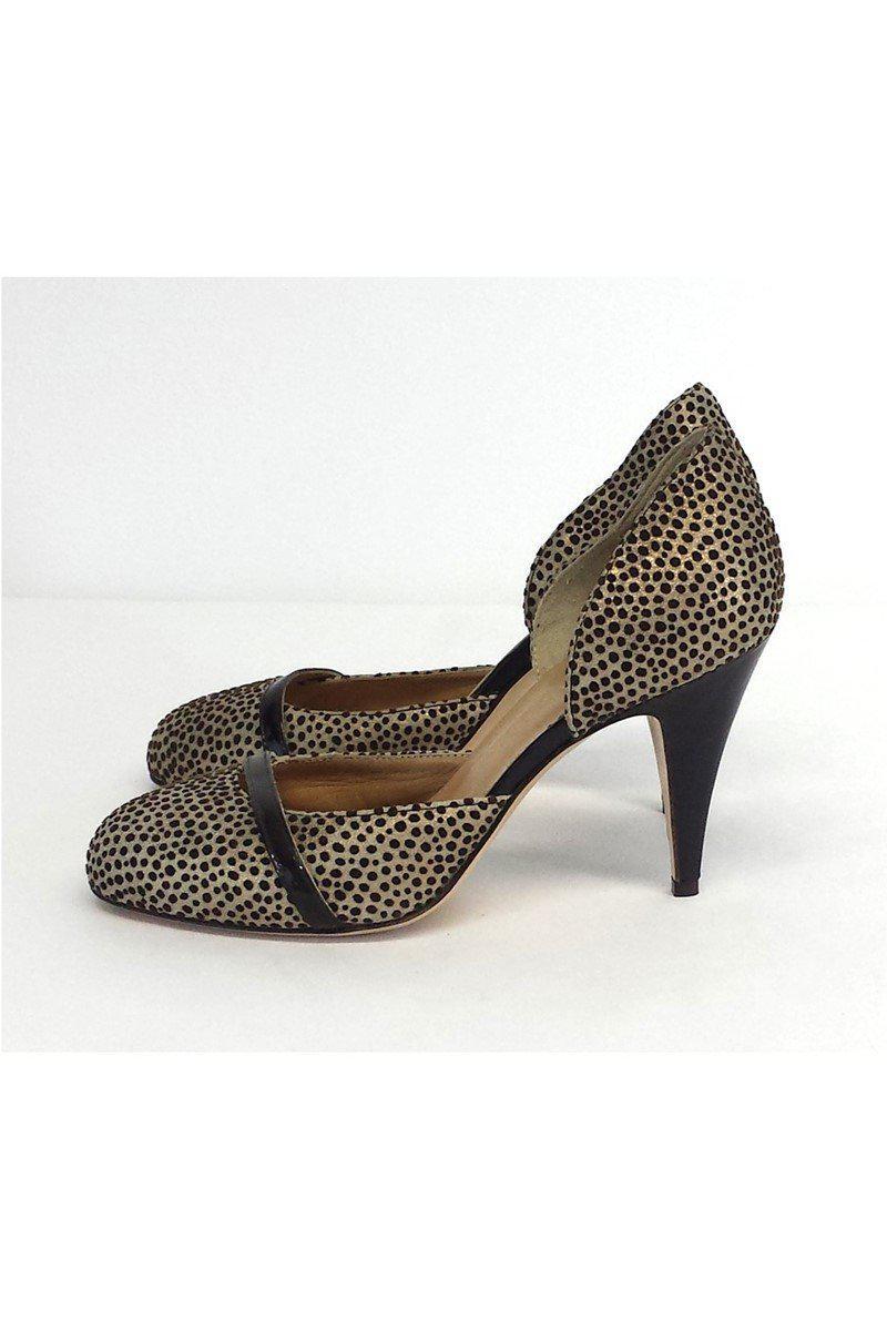 Gigi Favela's Stunning Gold & Brown Suede Leather Pumps - Size 6