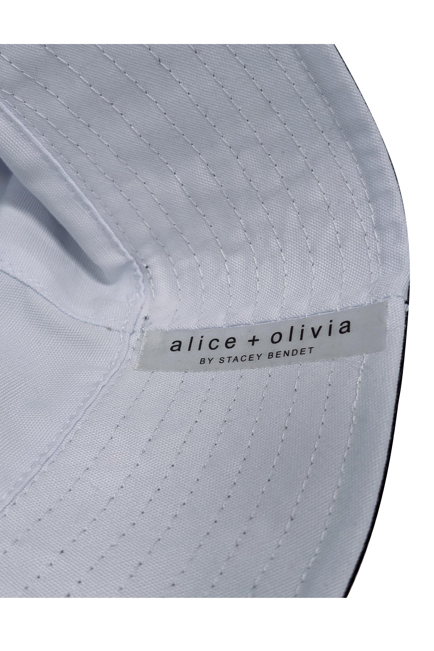 Alice & Olivia - Stylish Reversible Black Daisy Print & Solid White Bucket Hat