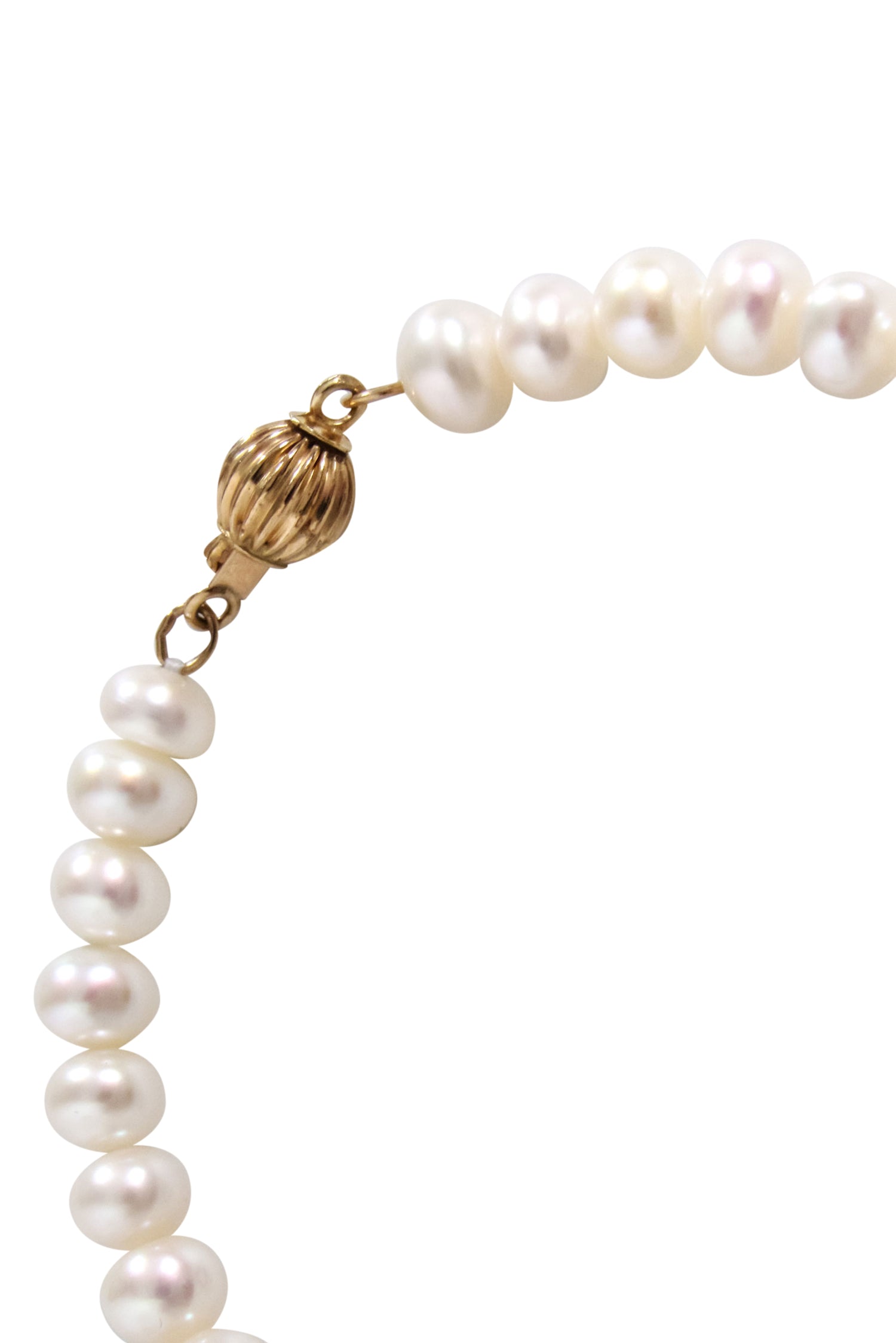 Gorgeous Genuine Pearl Bracelet with 14k Gold Closure - A Timeless Accessory