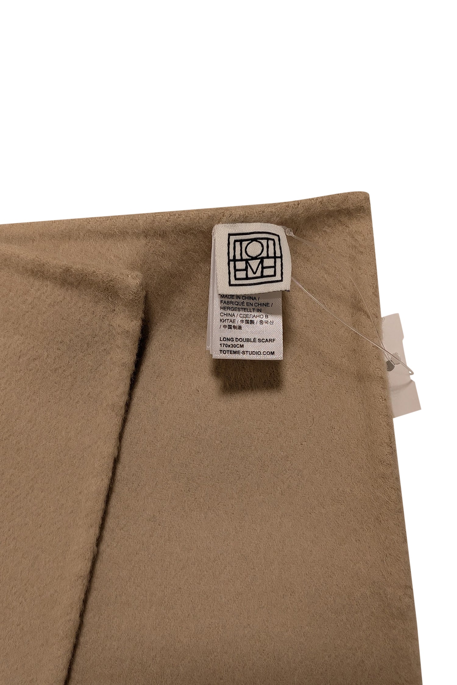 Toteme's Luxurious Beige Wool & Cashmere Blend Scarf