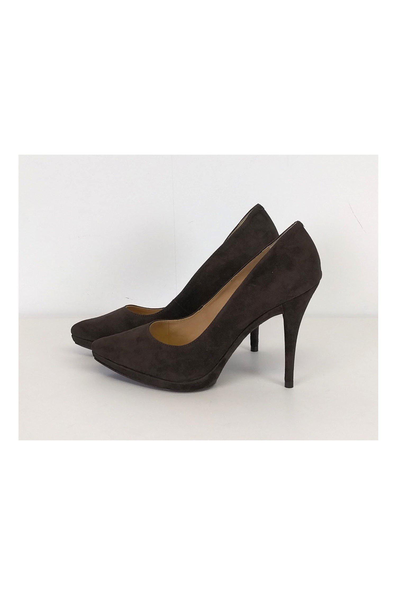 Pour La Victoire - Stunning Brown Suede Heels in Size 8.5