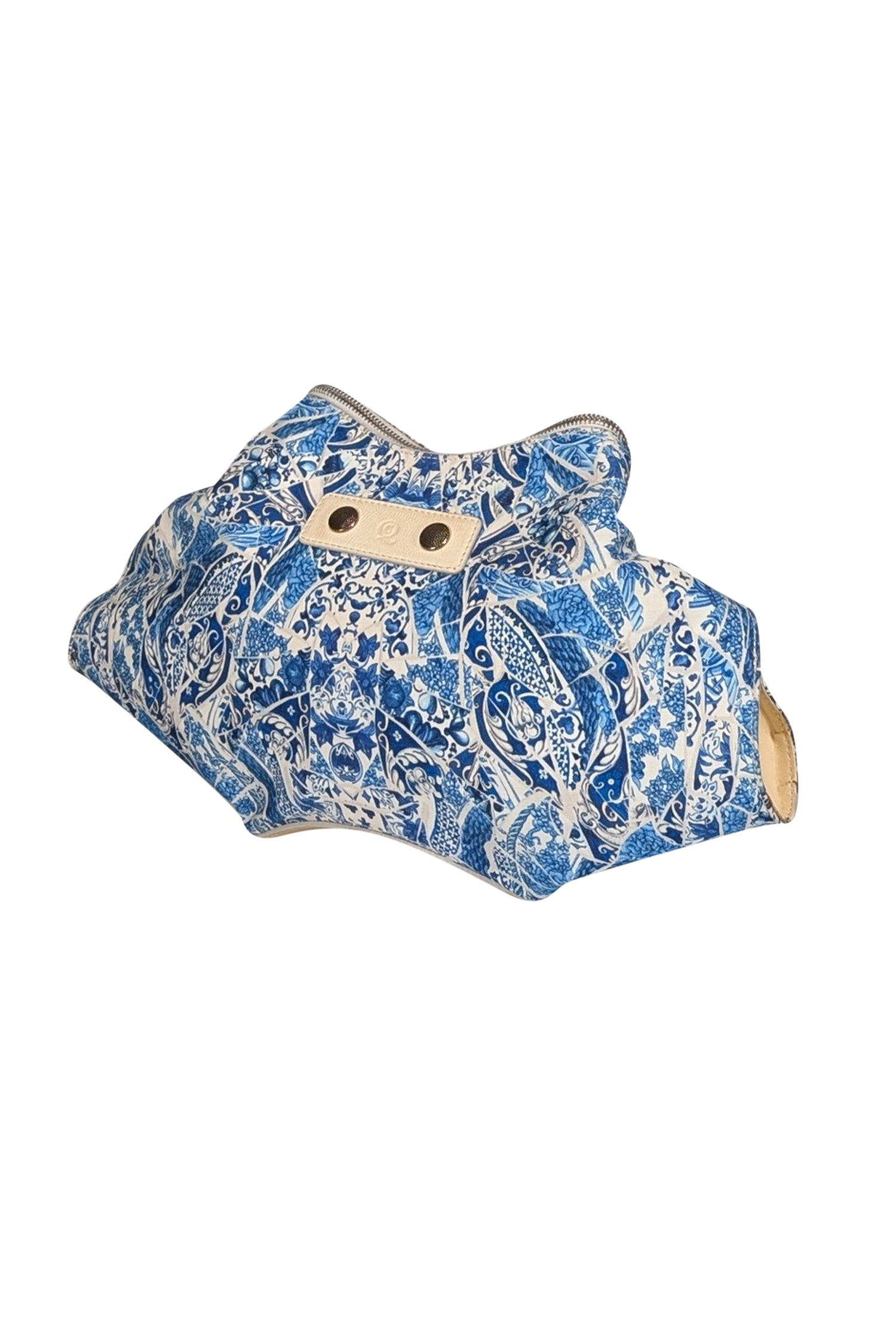 Alexander McQueen Blue & White Paisley Print Manta Clutch: A Chic Statement Piece