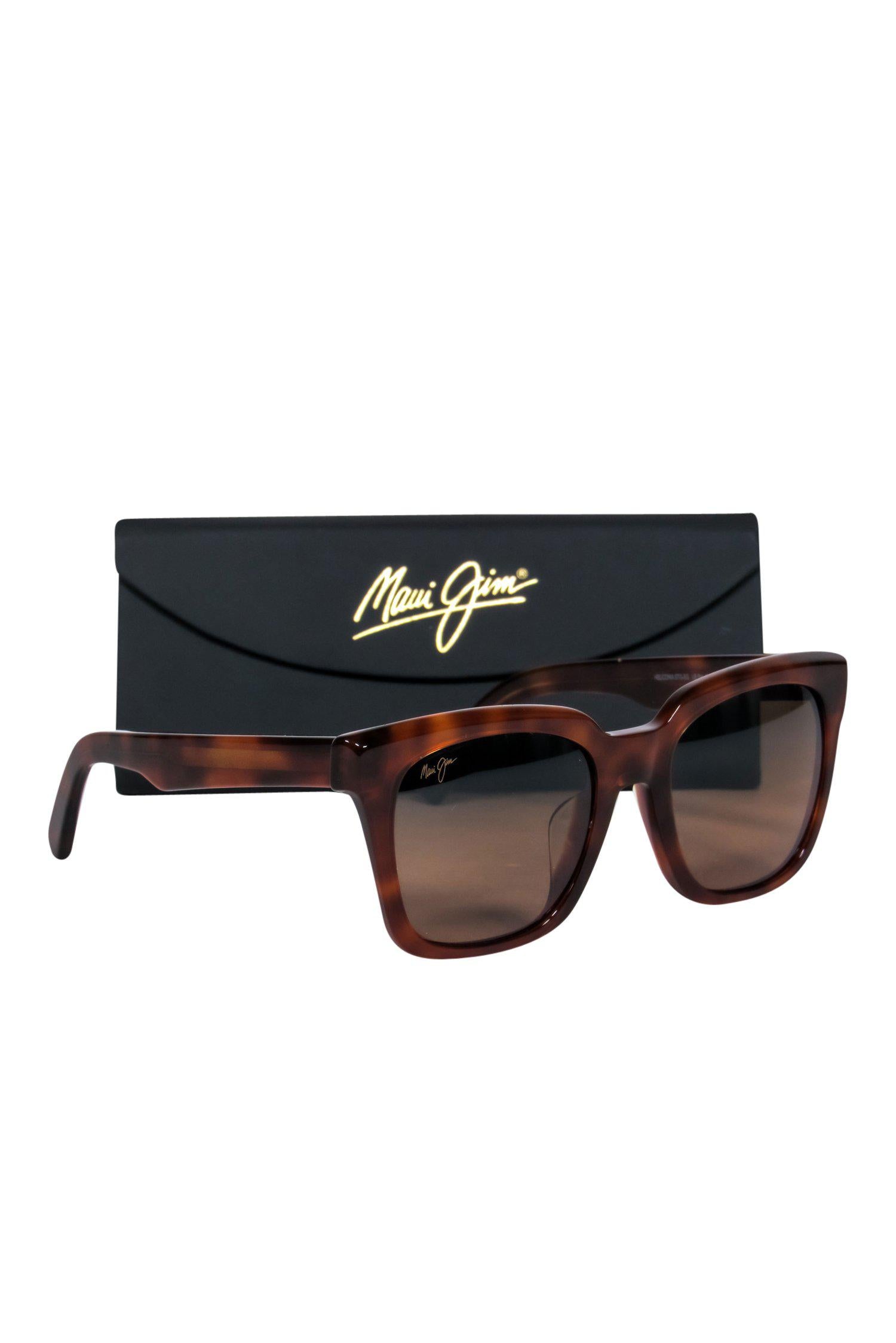 Maui Jim Brown Tortoise Shell Wayfarer Sunglasses - A Fashion Must-Have!