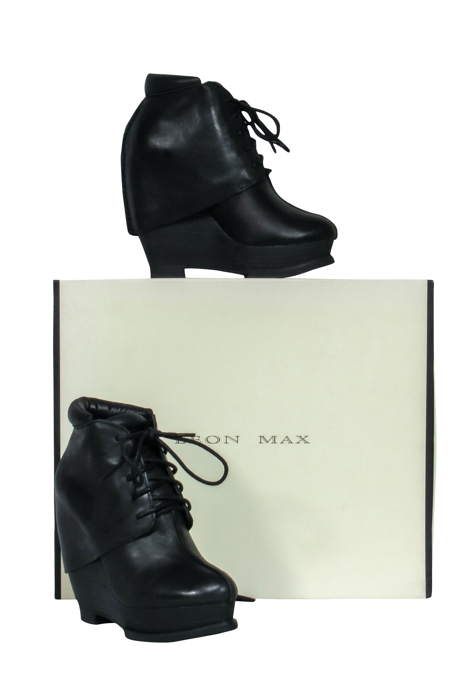 Leon Max - Stunning Black Leather Platform Short Boots in Size 6.5