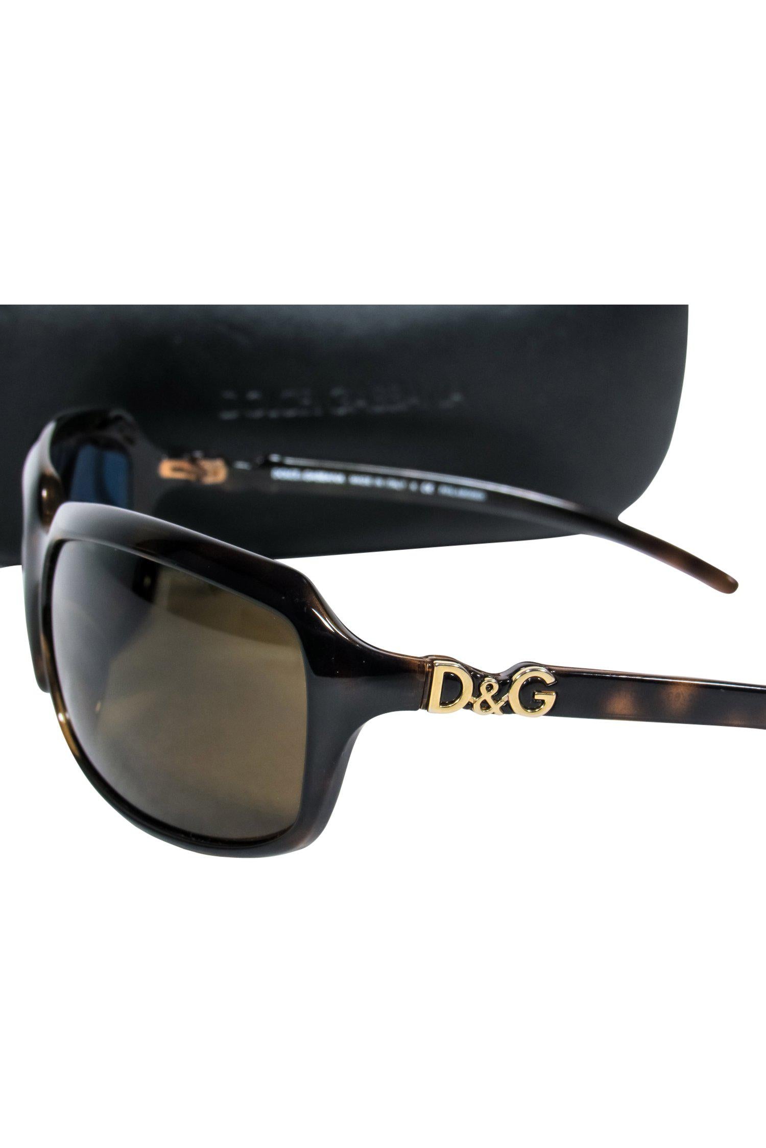 Dolce & Gabbana Brown Marbled Polarized Square Sunglasses: A Fashion Statement