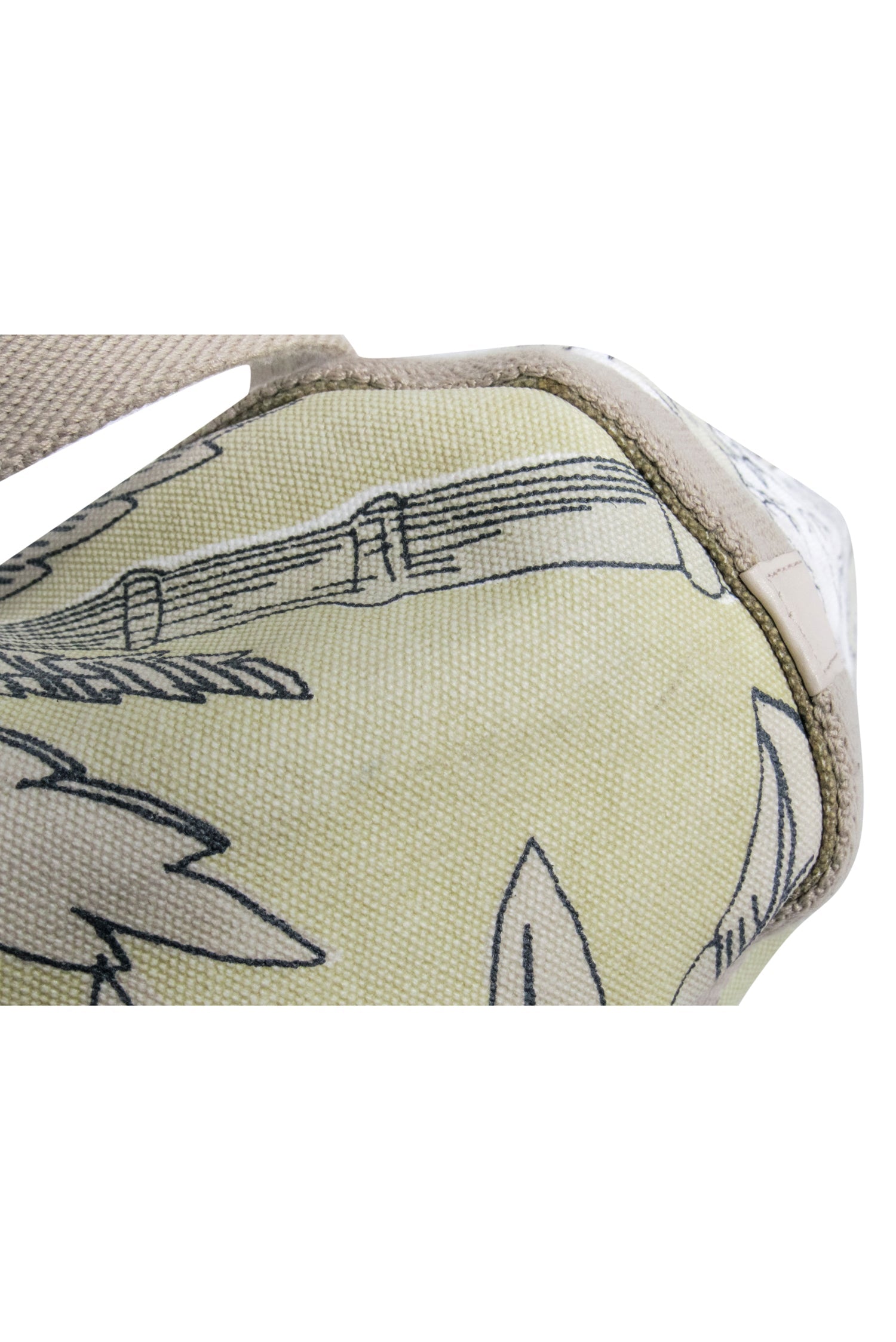 Inoui Editions - Tropical Paradise Drawstring Bag in Beige, Cream & Light Green