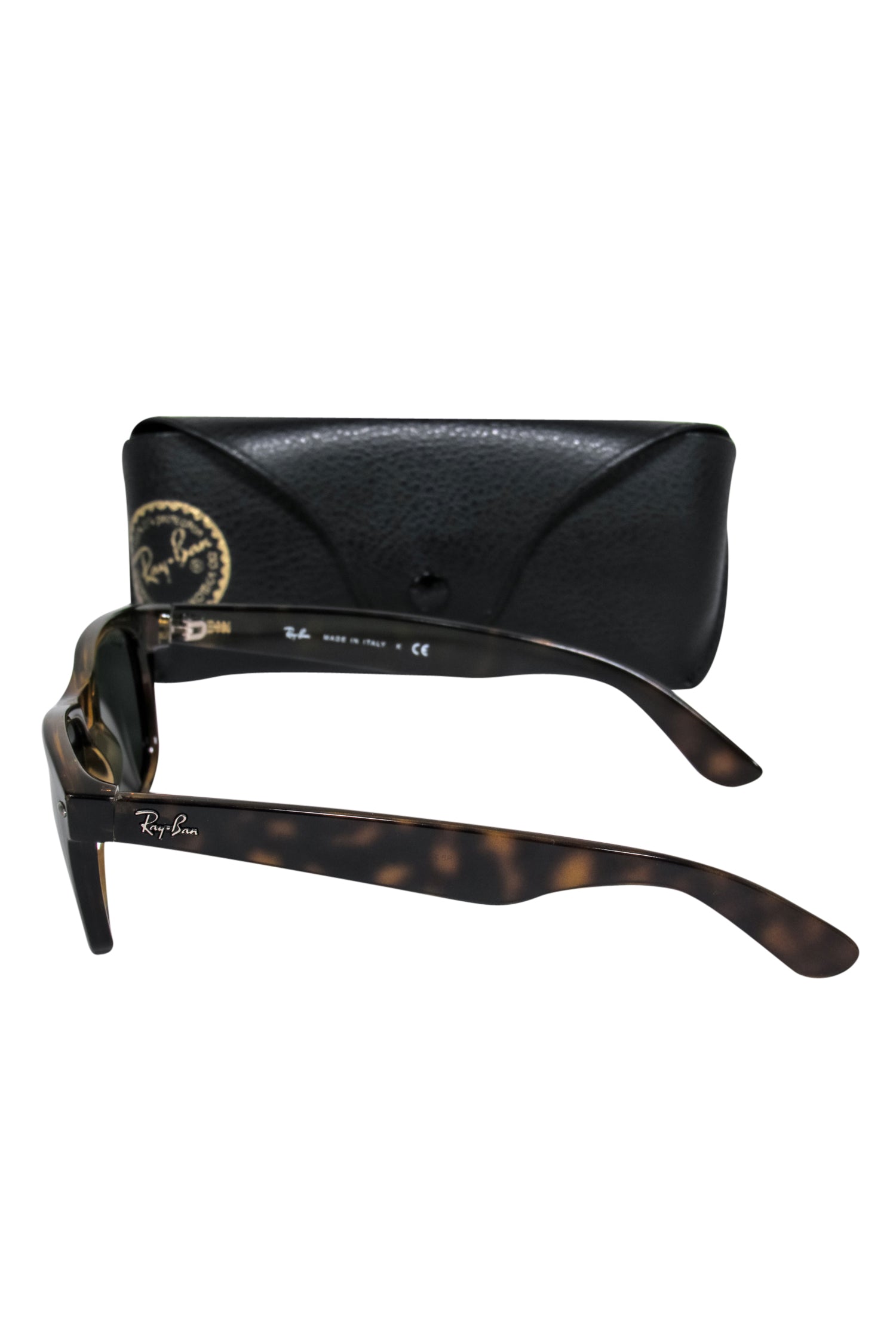 Ray-Ban Dark Brown Tortoise Wayfarer Sunglasses - Timeless Style!