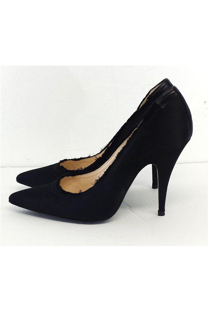 Pedro Garcia's Gorgeous Black Satin Pumps in Size 10.5 - Grab Yours Now!