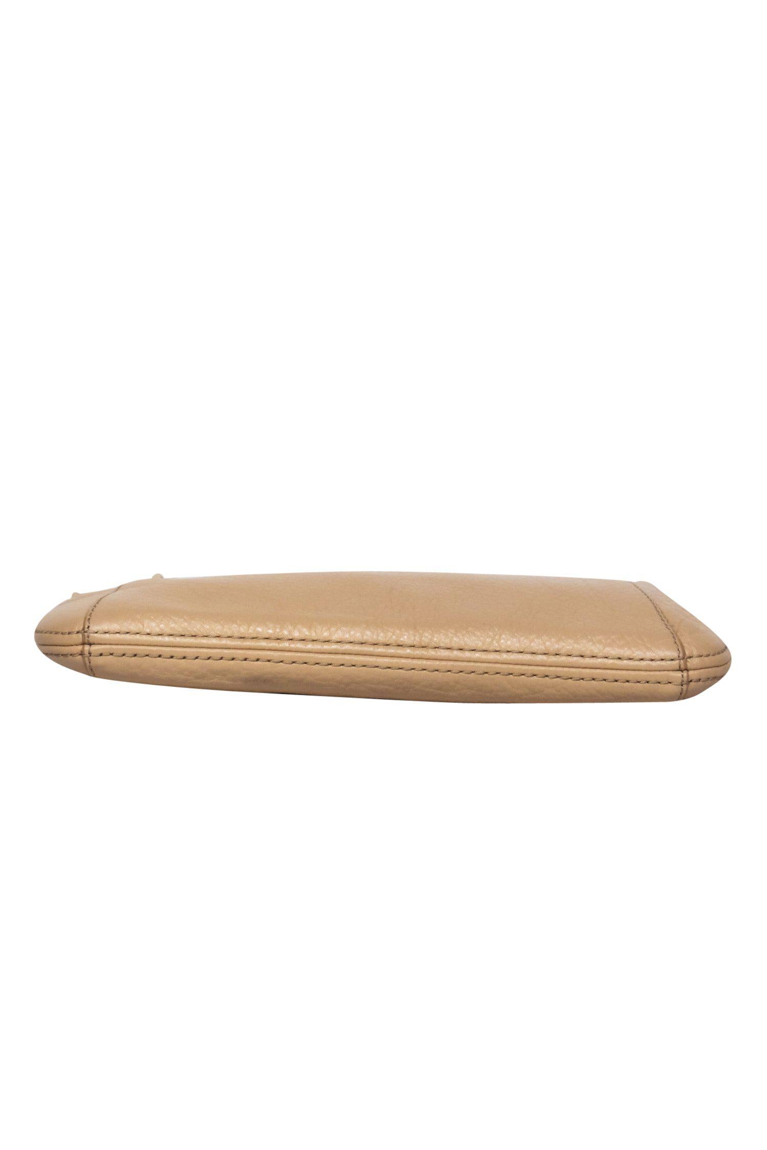 Kate Spade Tan Pebbled Leather Baguette Bag - A Timeless Urban Essential