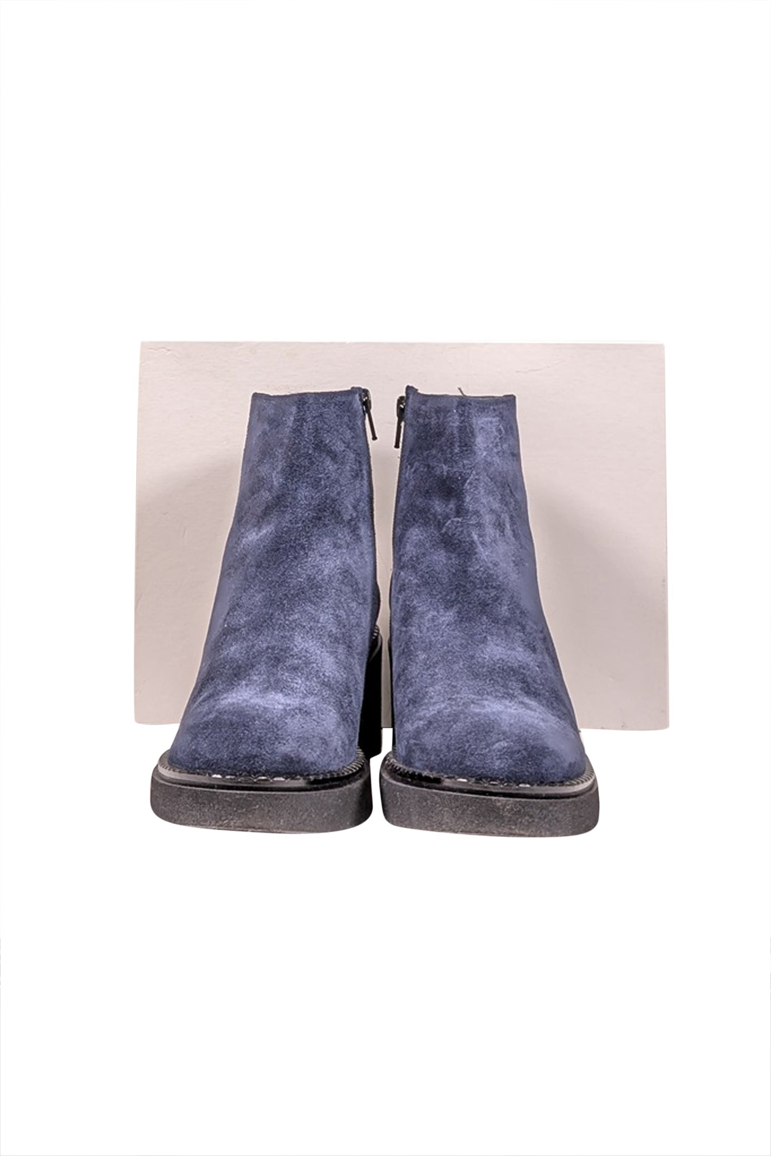 Sesto Meucci Navy Suede Short Booties - Size 8: Step into Fashion!
