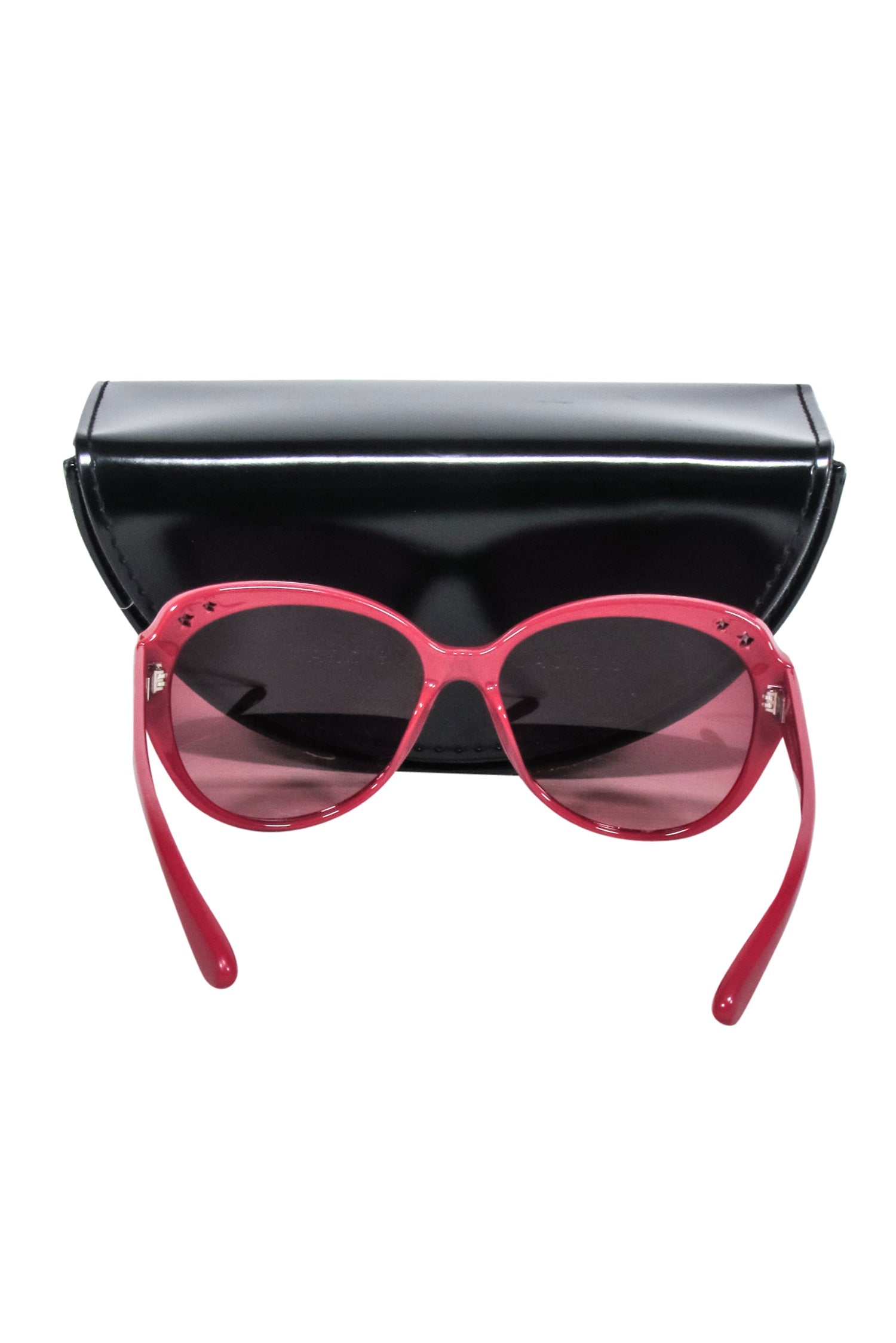 Marc by Marc Jacobs Dark Pink Star-Cutout Rounded Sunglasses - Channel Your Inner Barbie!