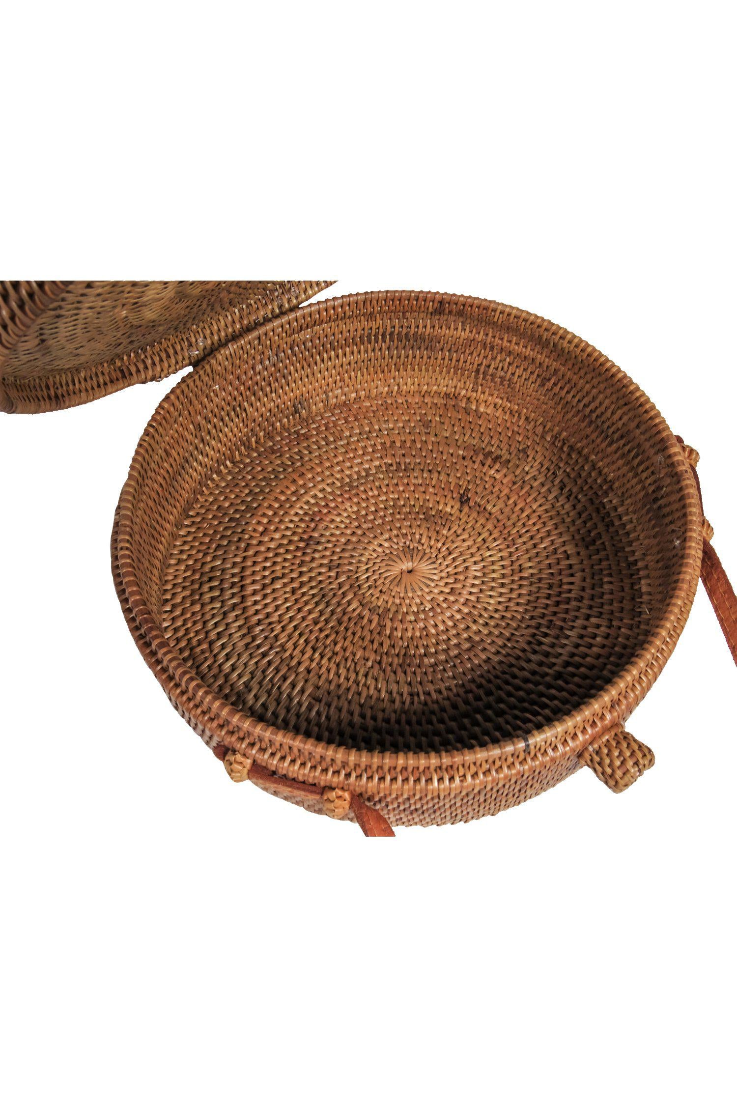 Bembien - Trendy Tan Wicker Circle Rose Crossbody Bag for Summer