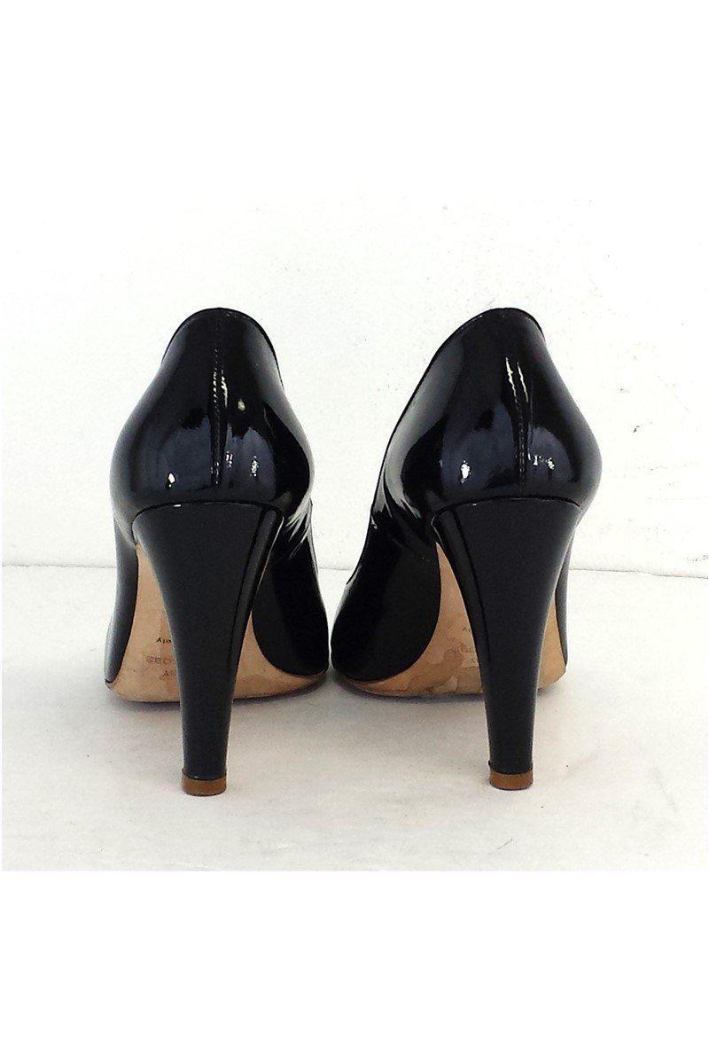 Marc by Marc Jacobs - Stunning Black Patent Leather Peep Toe Pumps, Size 6!
