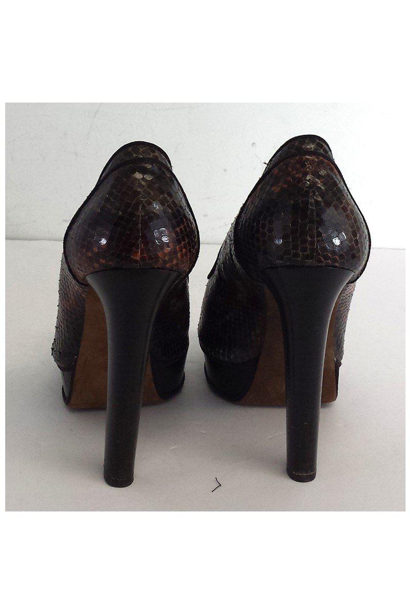 Donald J Pliner's Stunning Dark Brown Snakeskin Leather Pumps in Size 9 - Grab Yours Now!