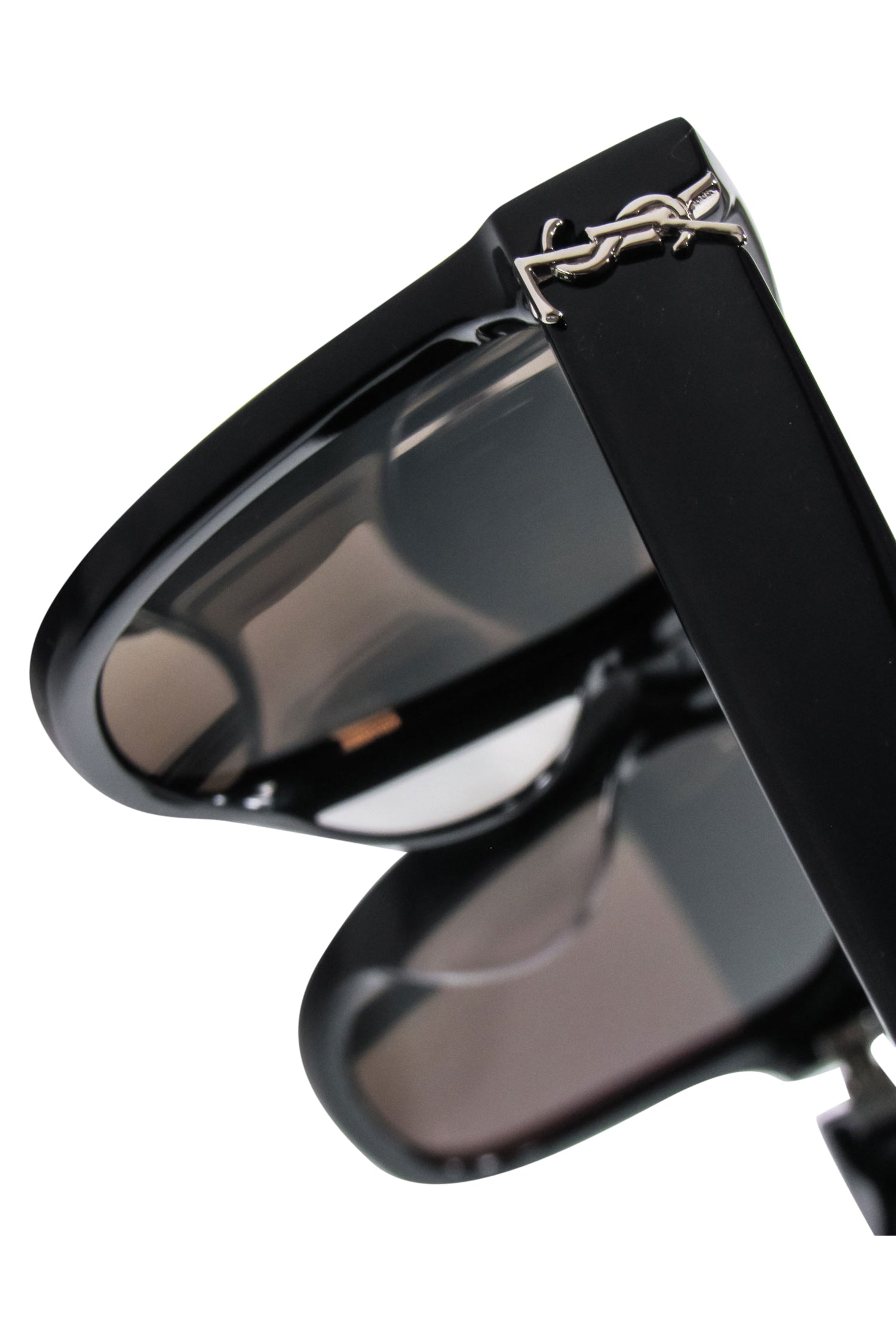 Yves Saint Laurent - Chic Black Square Sunglasses with Logo Detail