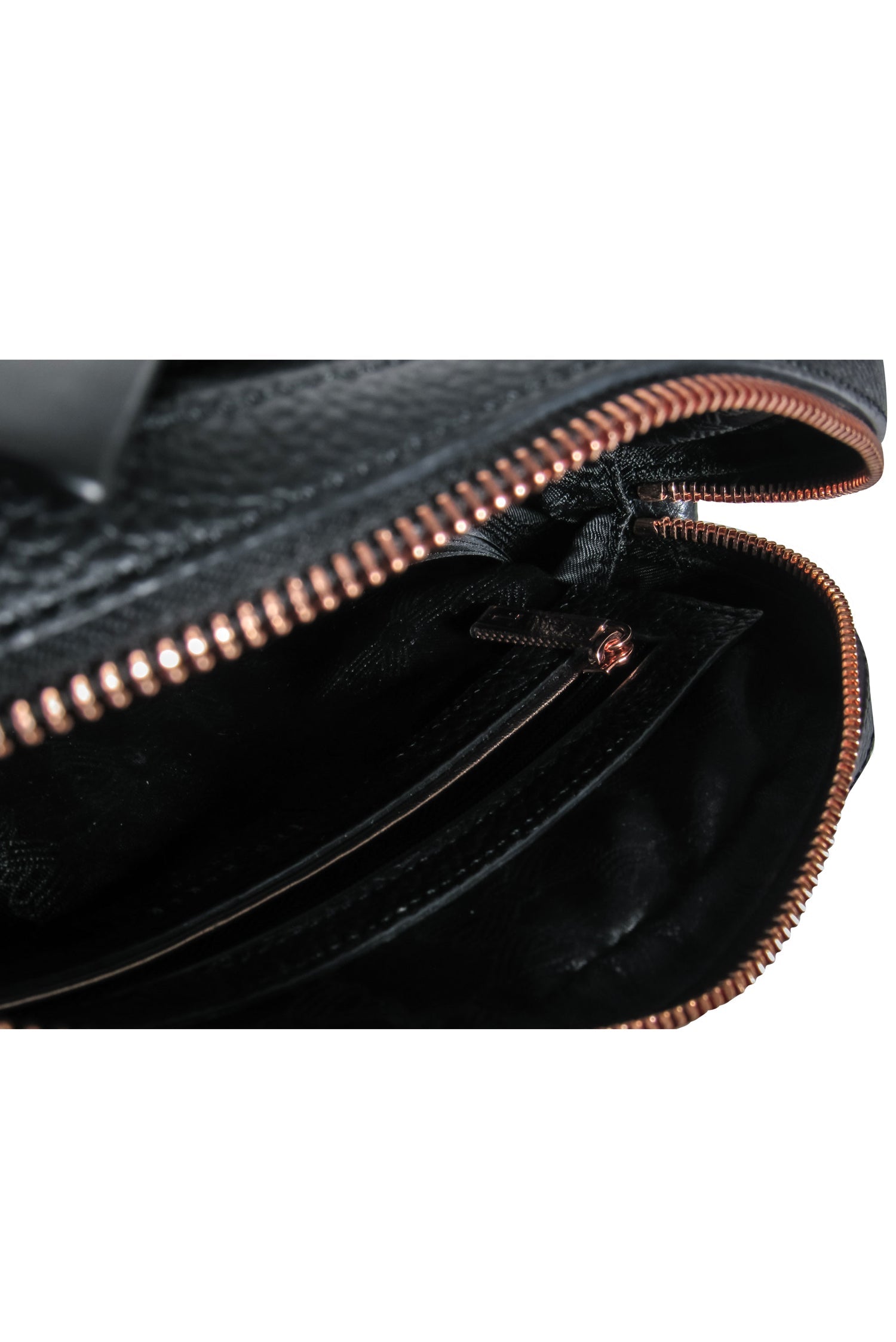 Ted Baker Black Pebbled Leather Rose Gold Chain Crossbody Bag with Bow - A Chic Fashion Essential