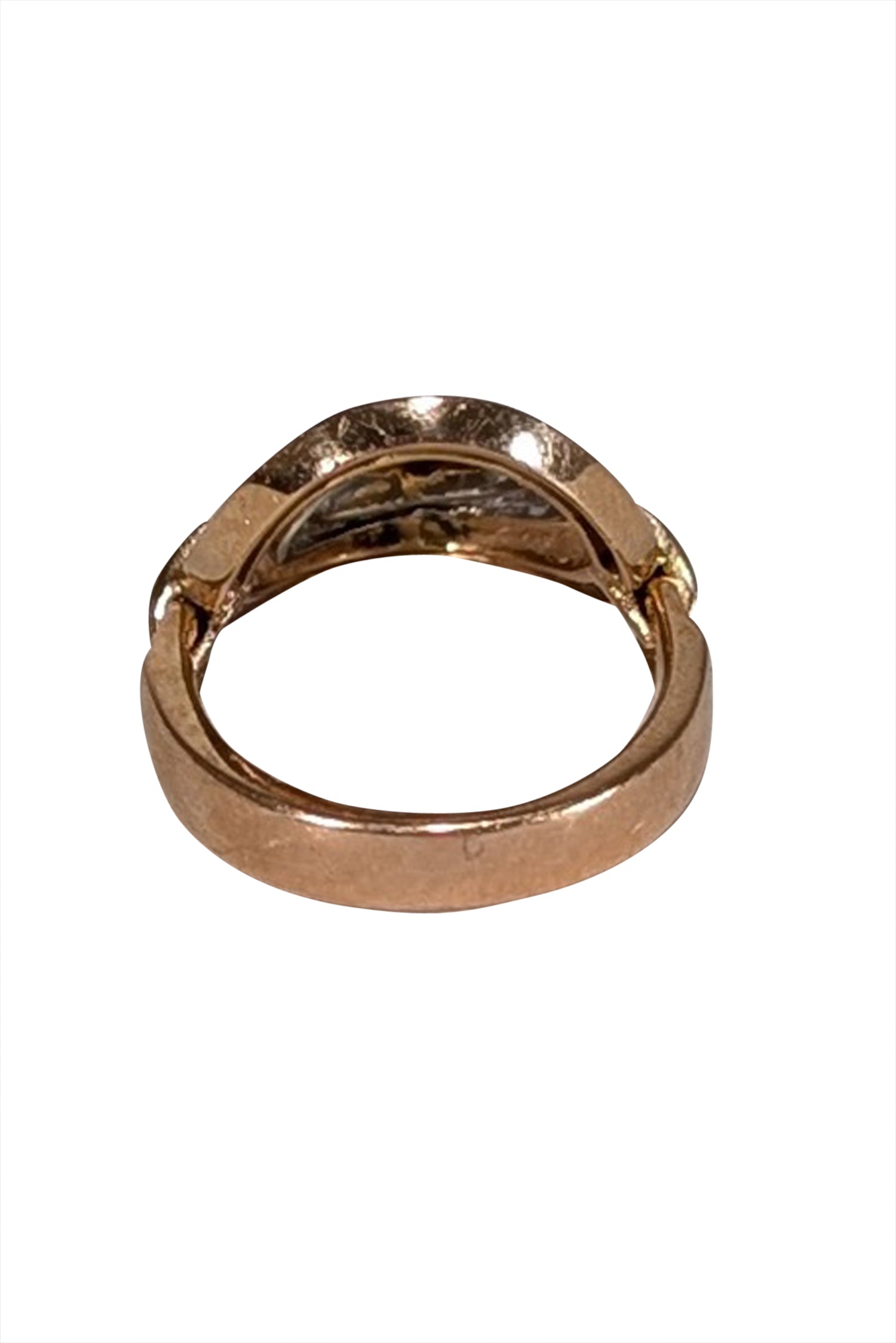 Rose Gold Oval Ring - Size 5: A Timeless Fashion Statement
