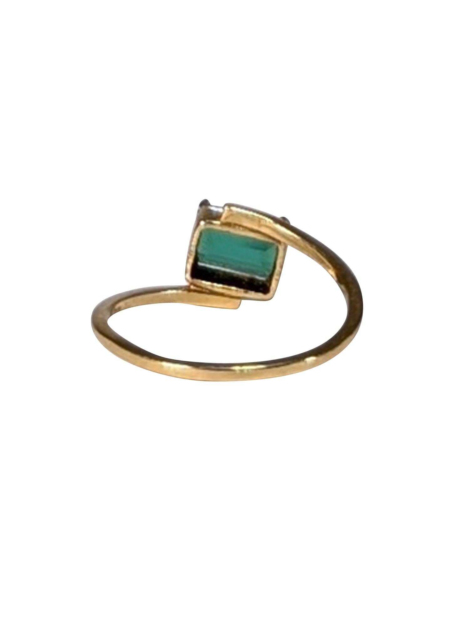 Charming 18K 750 Gold Ring with Emerald Green Rectangular Stone - Size 9