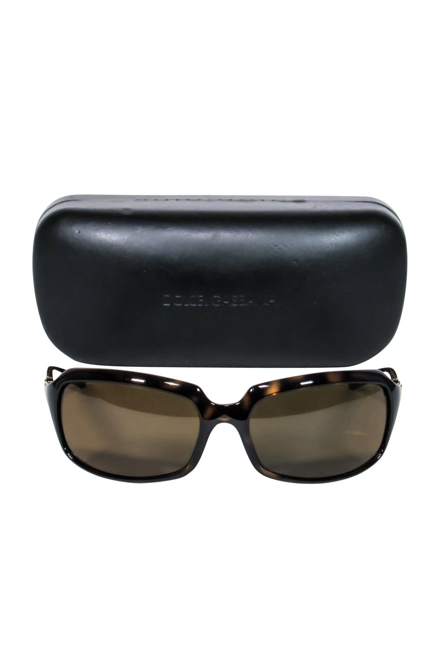 Dolce & Gabbana Brown Marbled Polarized Square Sunglasses: A Fashion Statement