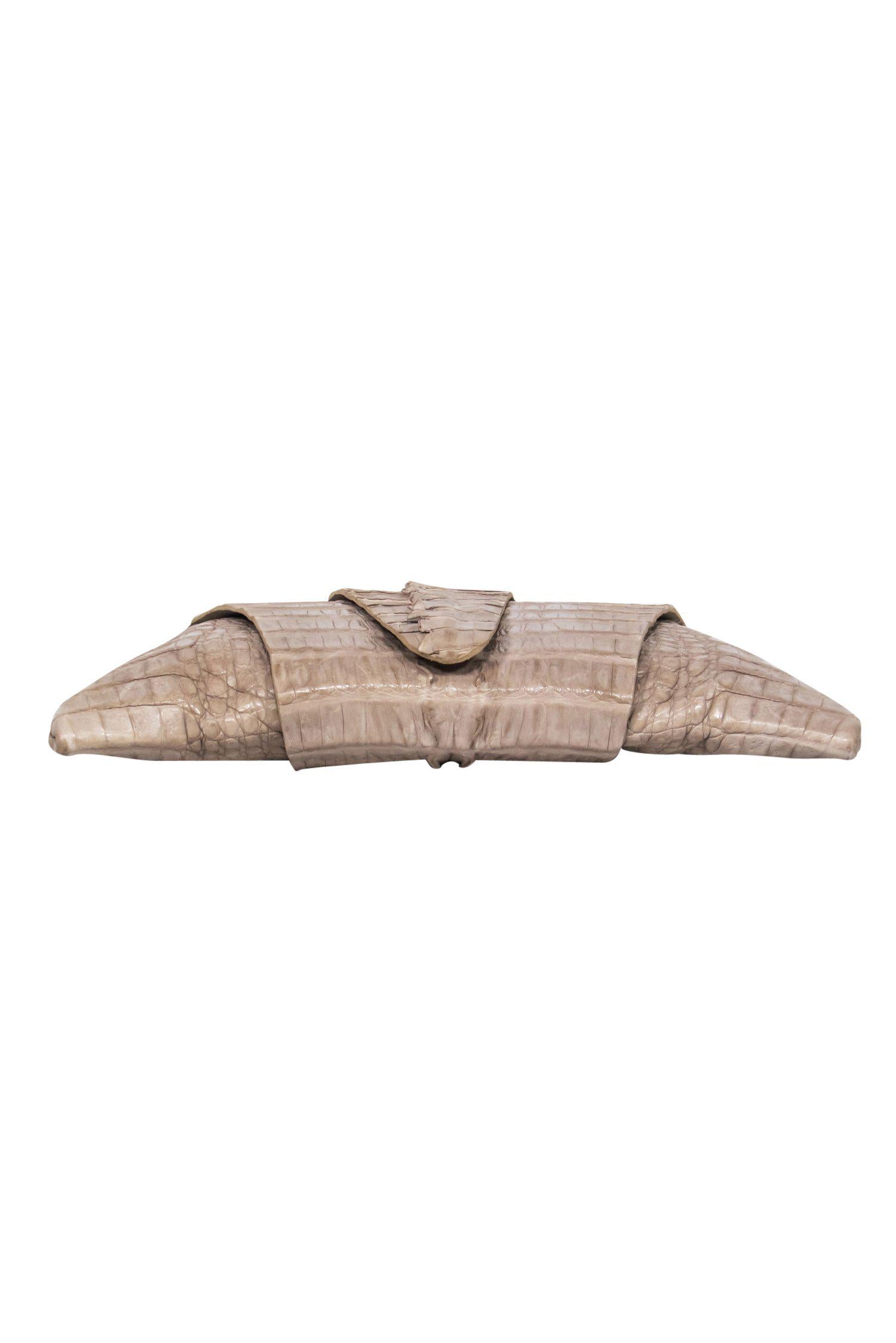 Juliette Jake's Light Gray Crocodile Wrap-Around Clutch - A Chic Must-Have!