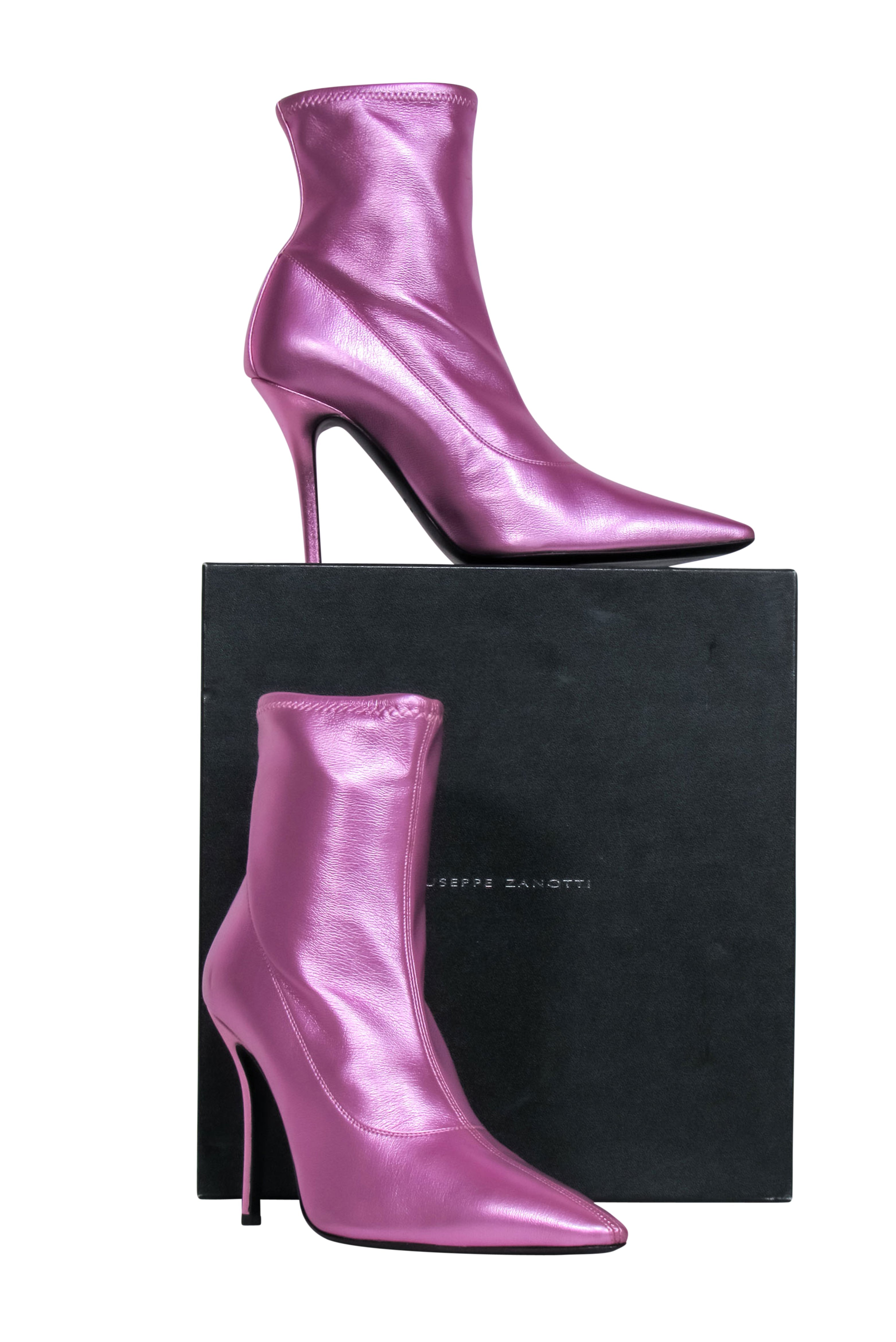 Giuseppe Zanotti - Stunning Metallic Pink Pointed Toe Booties, Size 9
