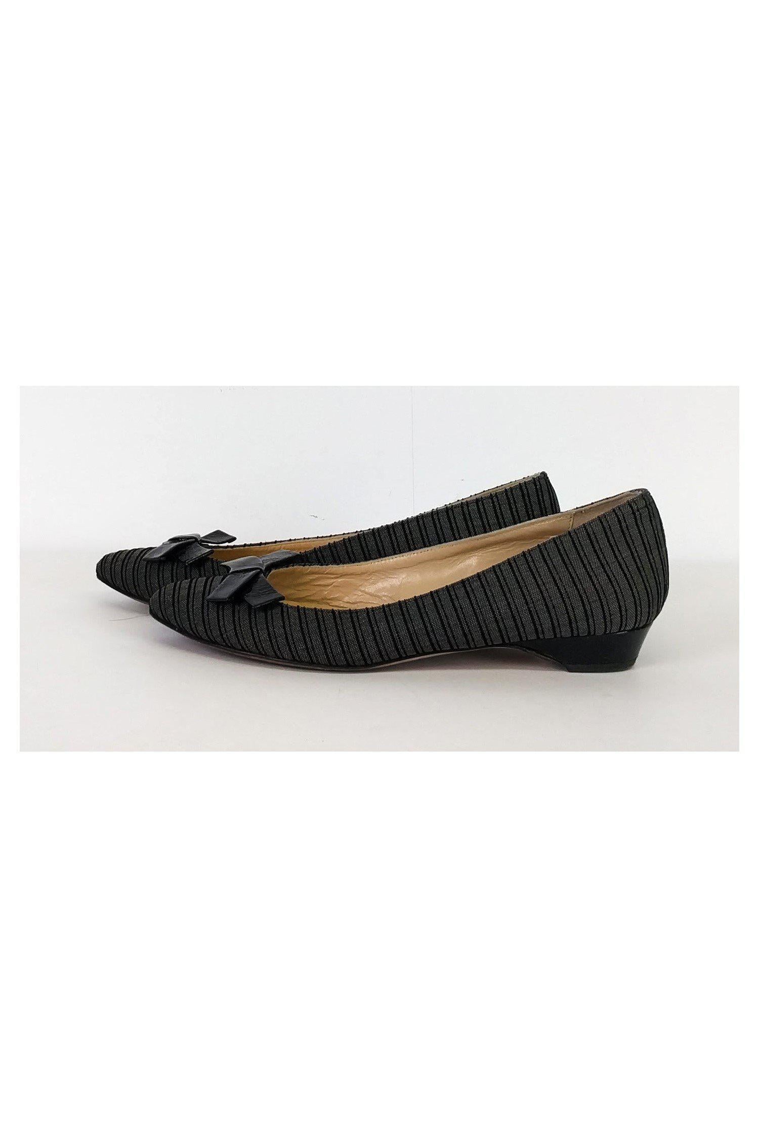 Gorgeous Black Striped Bow Flats - Size 8