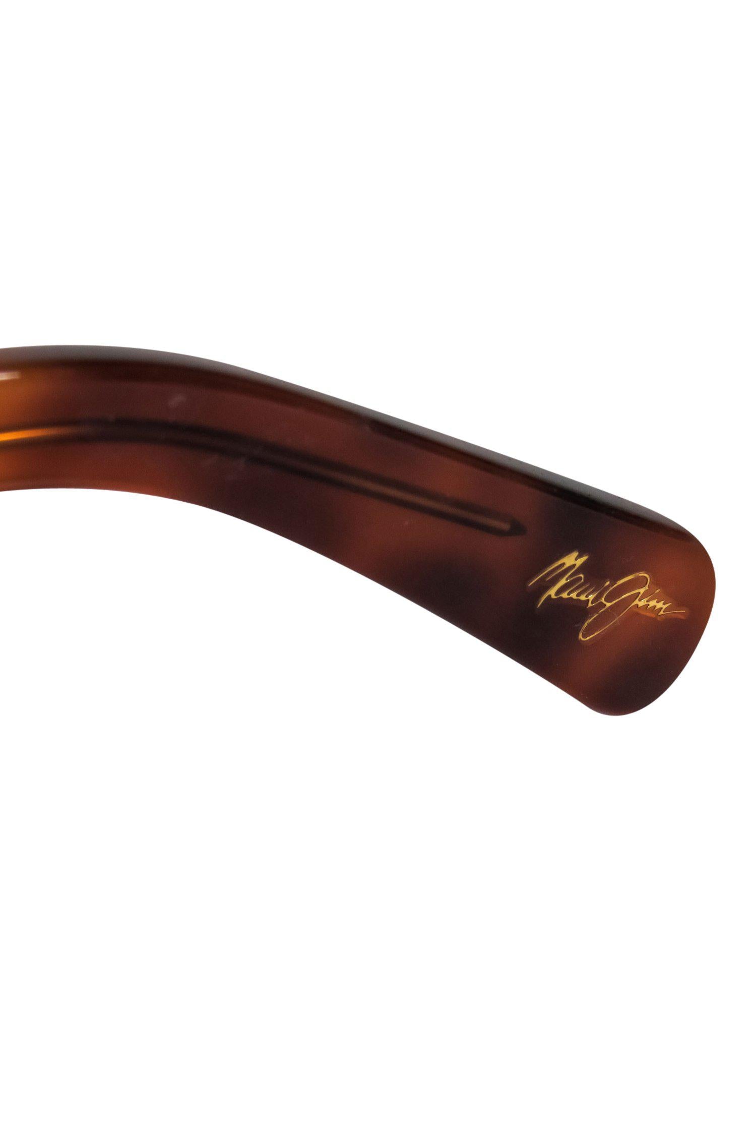 Maui Jim Brown Tortoise Shell Wayfarer Sunglasses - A Fashion Must-Have!