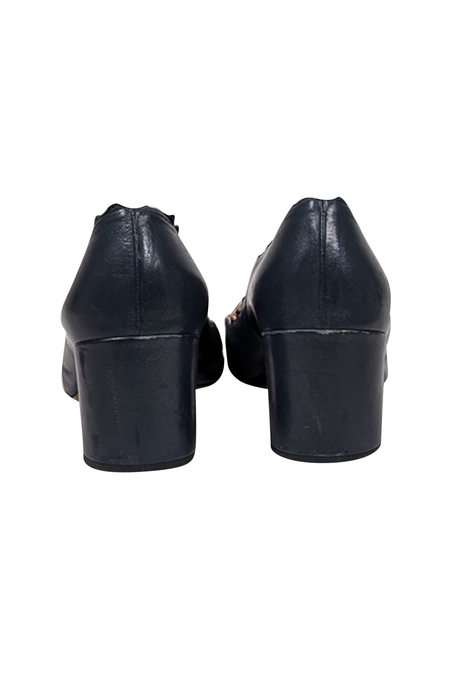 Chloe's Navy Leather Scallop Edge Low Heel Pumps - Size 8, Irresistible Style!