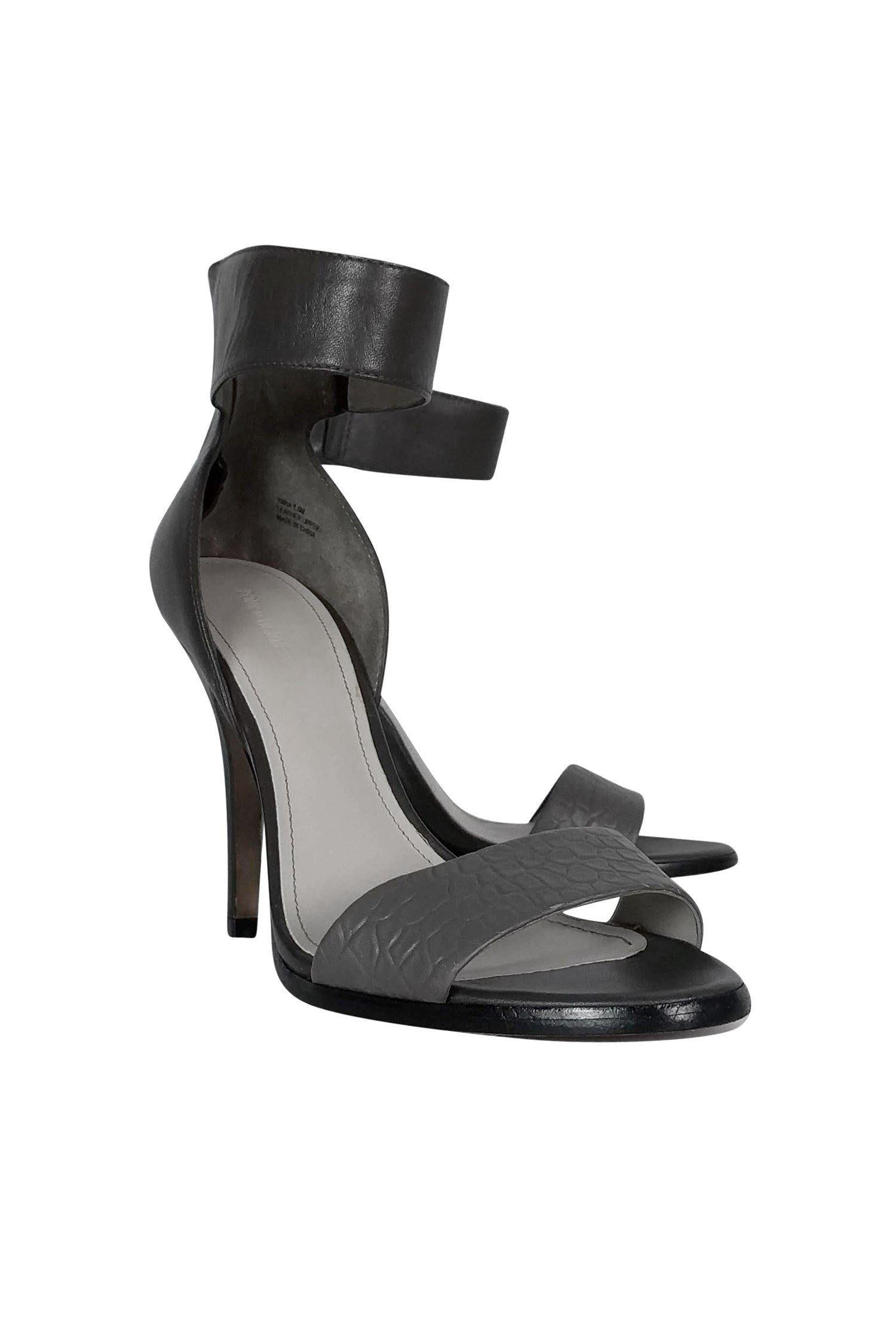 Pour La Victoire - Stunning Grey Embossed Ankle Strap Pumps, Size 8.5