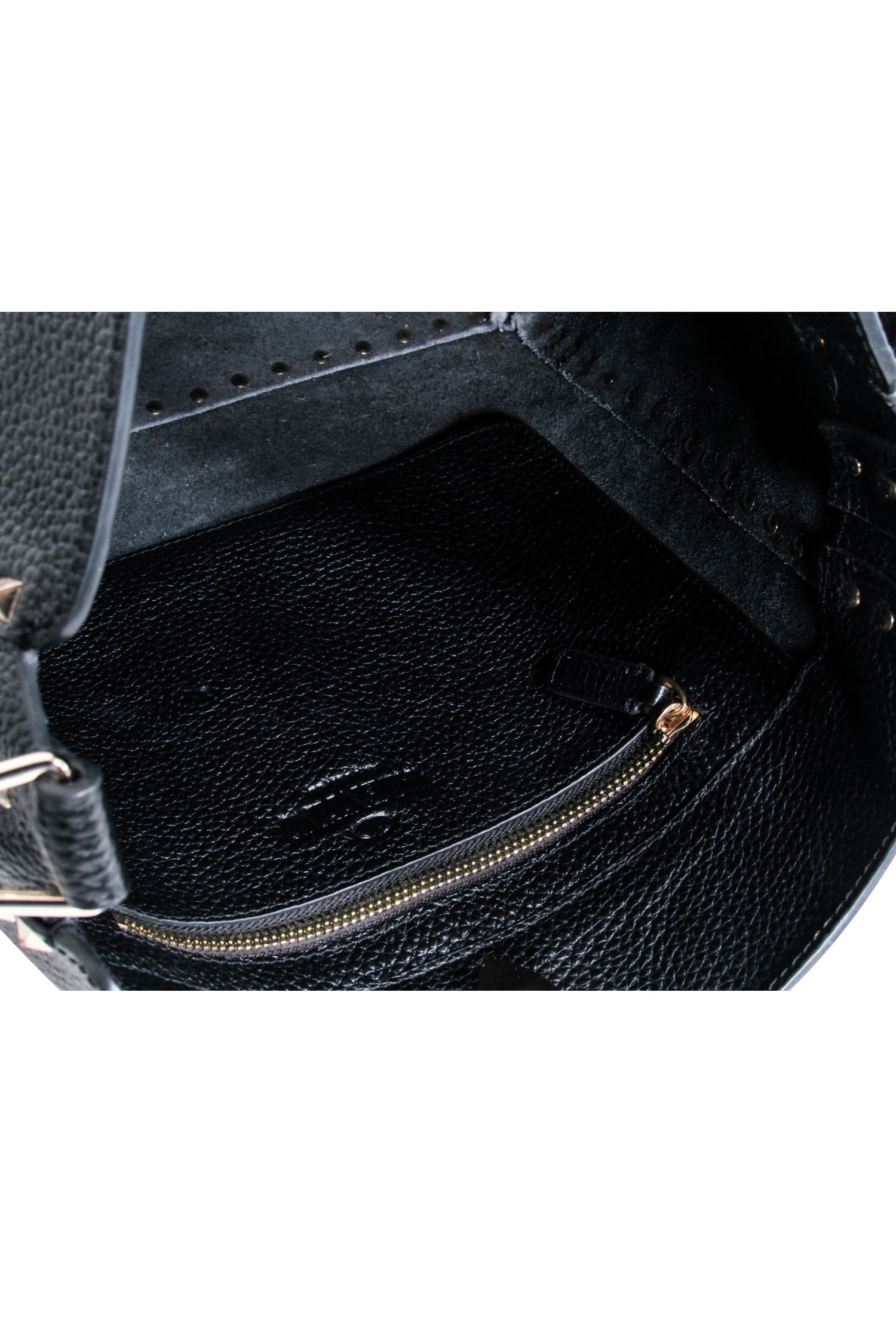 Valentino Black Pebbled Leather Rockstud Crossbody: The Ultimate Festival Must - Have
