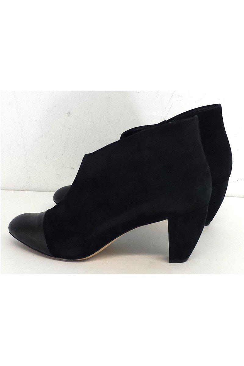 Loeffler Randall's Stunning Black Leather Cap Toe Ankle Boots - Size 11! Grab Yours Now!