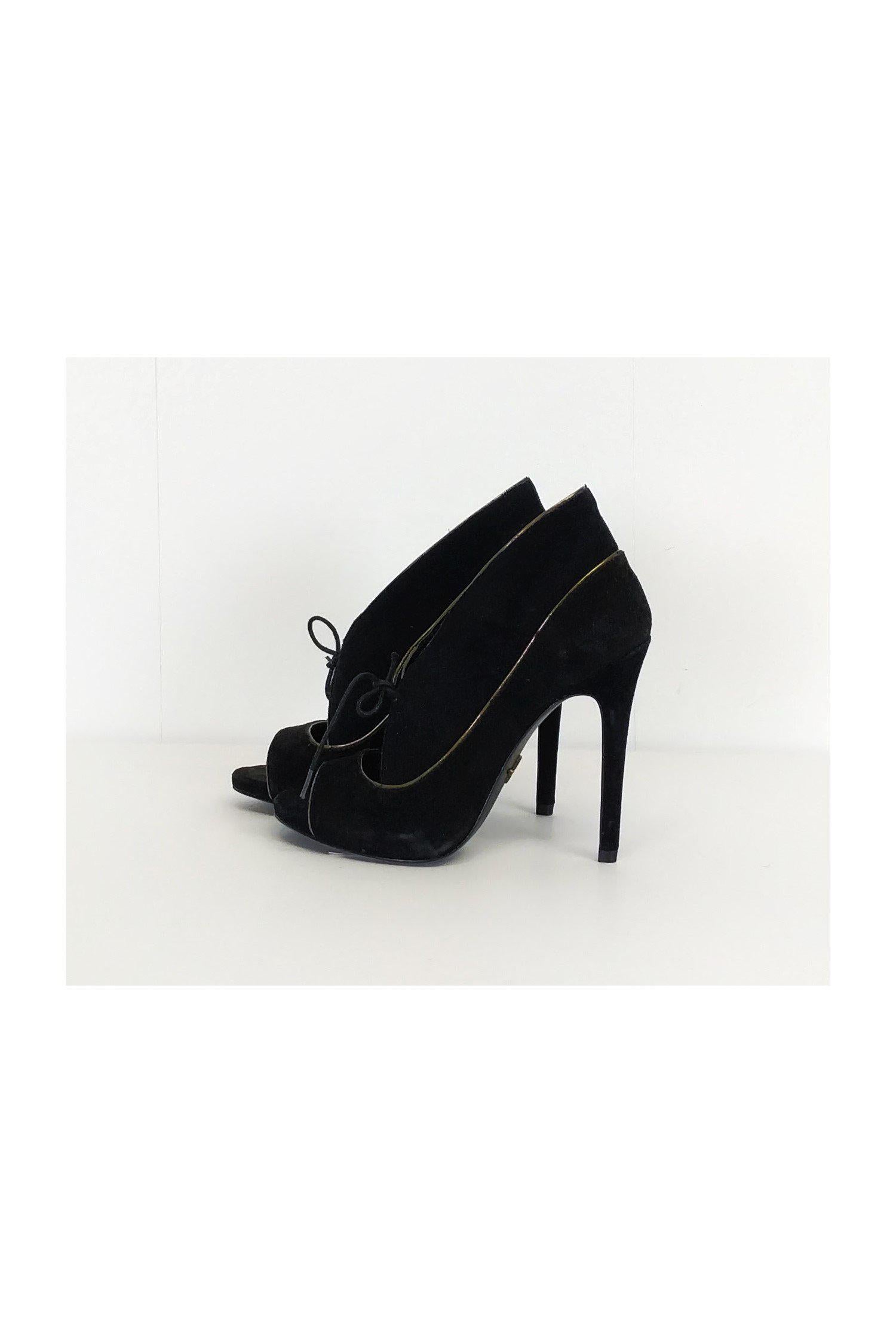 Pour La Victoire - Stunning Black Suede Heels Size 5