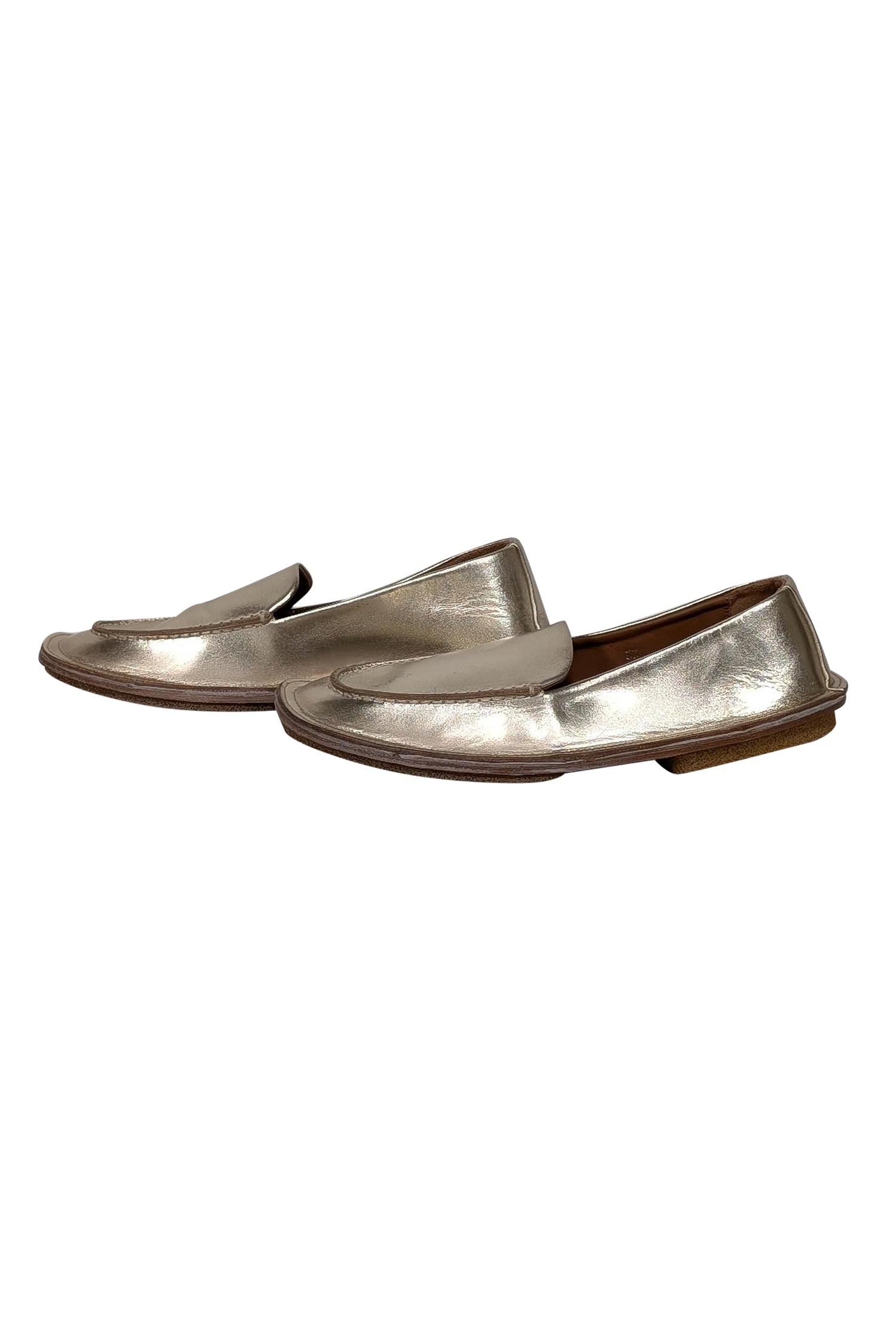 Moma Gold Metallic Flats - Size 7: The Epitome of Weekend Glam!