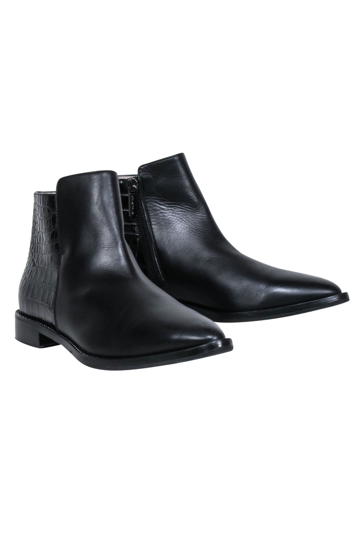 Aquatalia Black Leather Pointed-Toe Short Boots with Croc Embossing - Size 8.5: Add Edge to Your Look!
