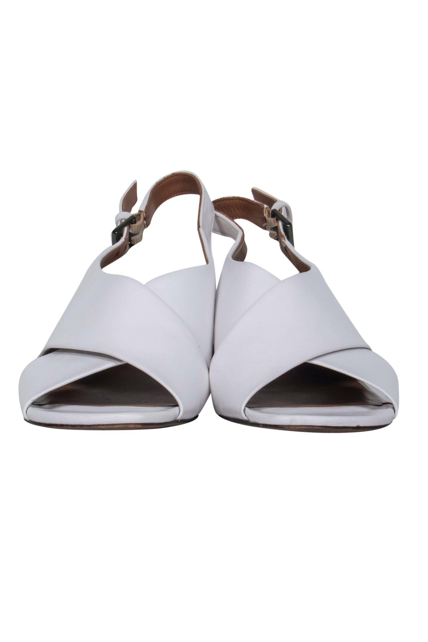 Robert Clergerie's Gorgeous White Smooth Leather Slingback Scalloped Block Heels - Size 8.5